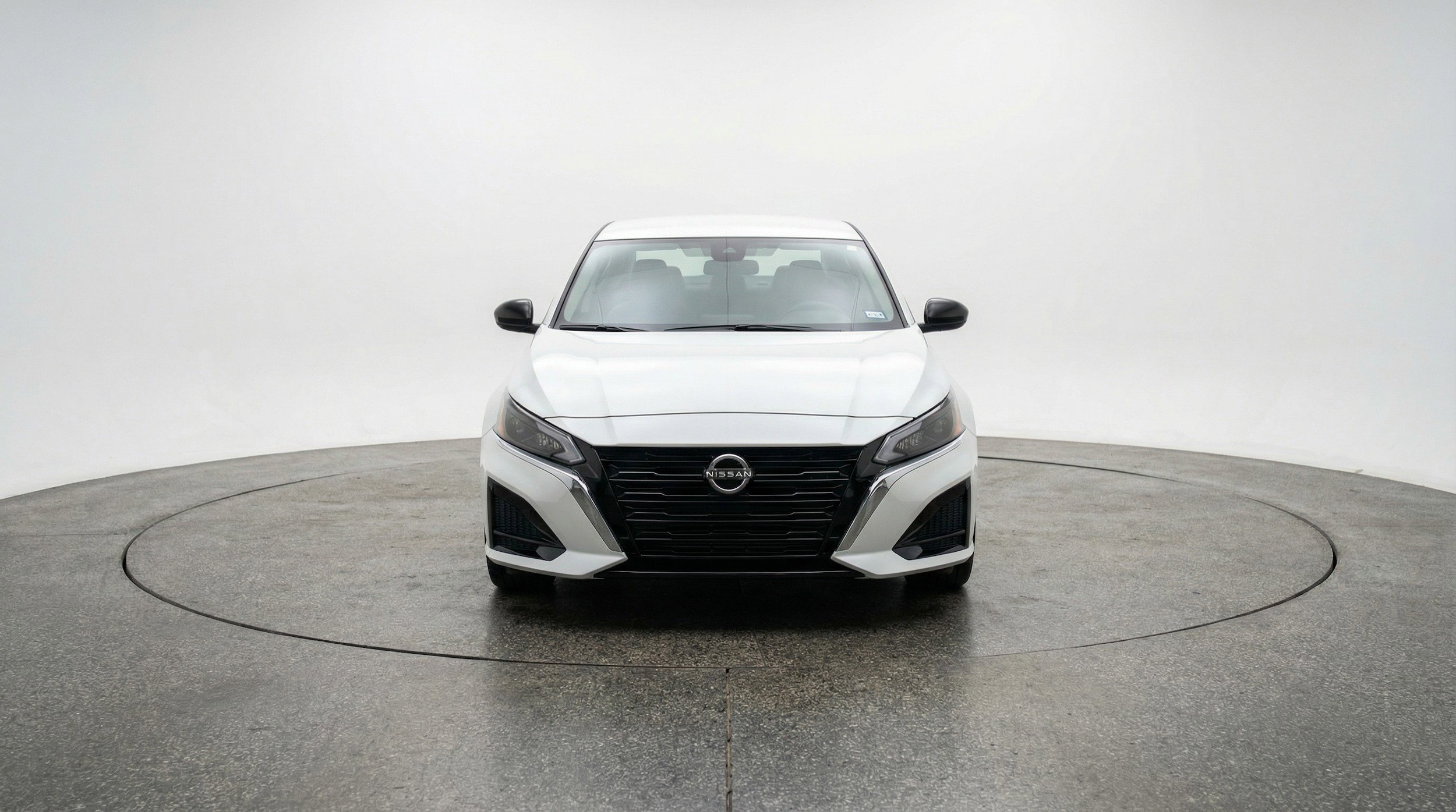 Thumbnail: 2025 Nissan Altima - 2