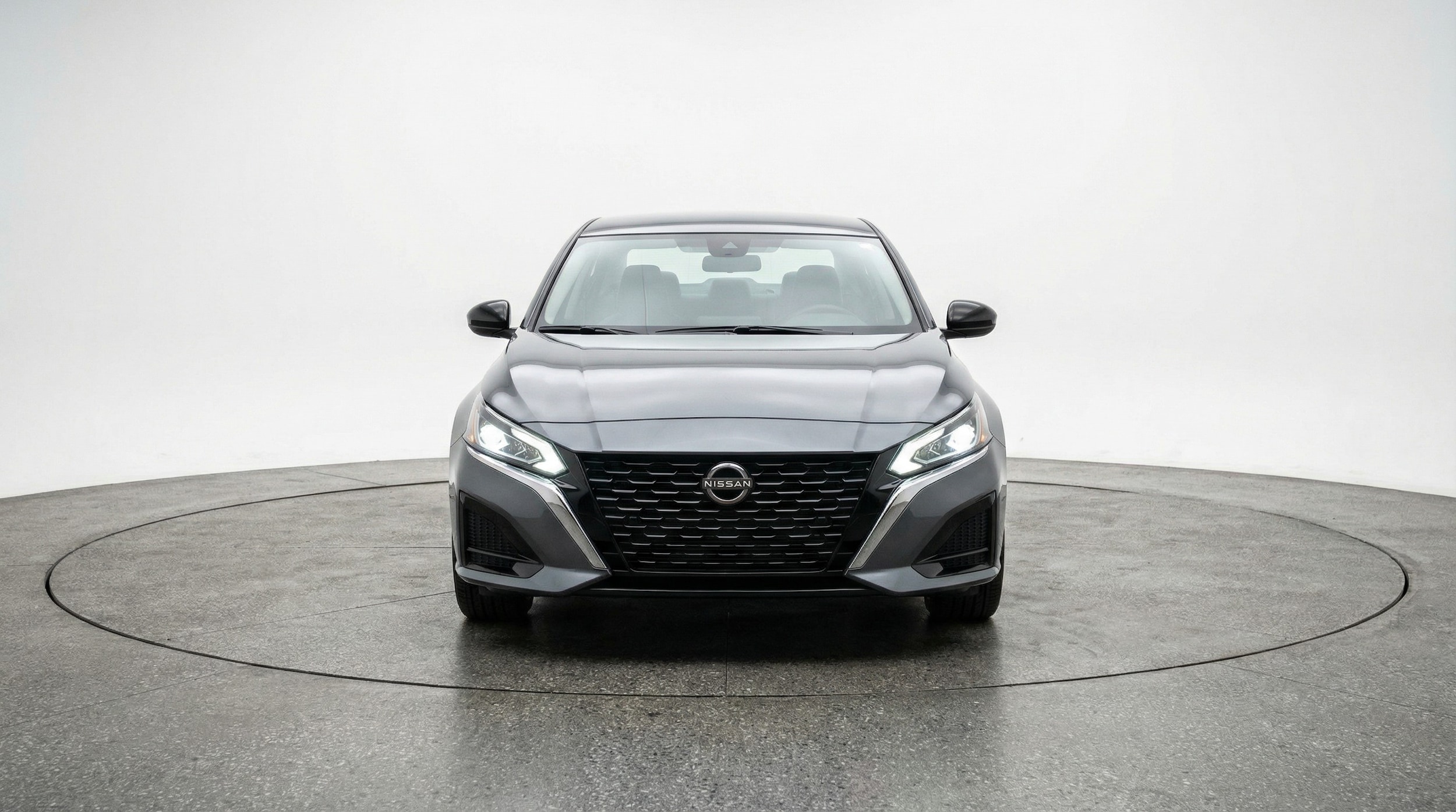 Thumbnail: 2025 Nissan Altima - 2