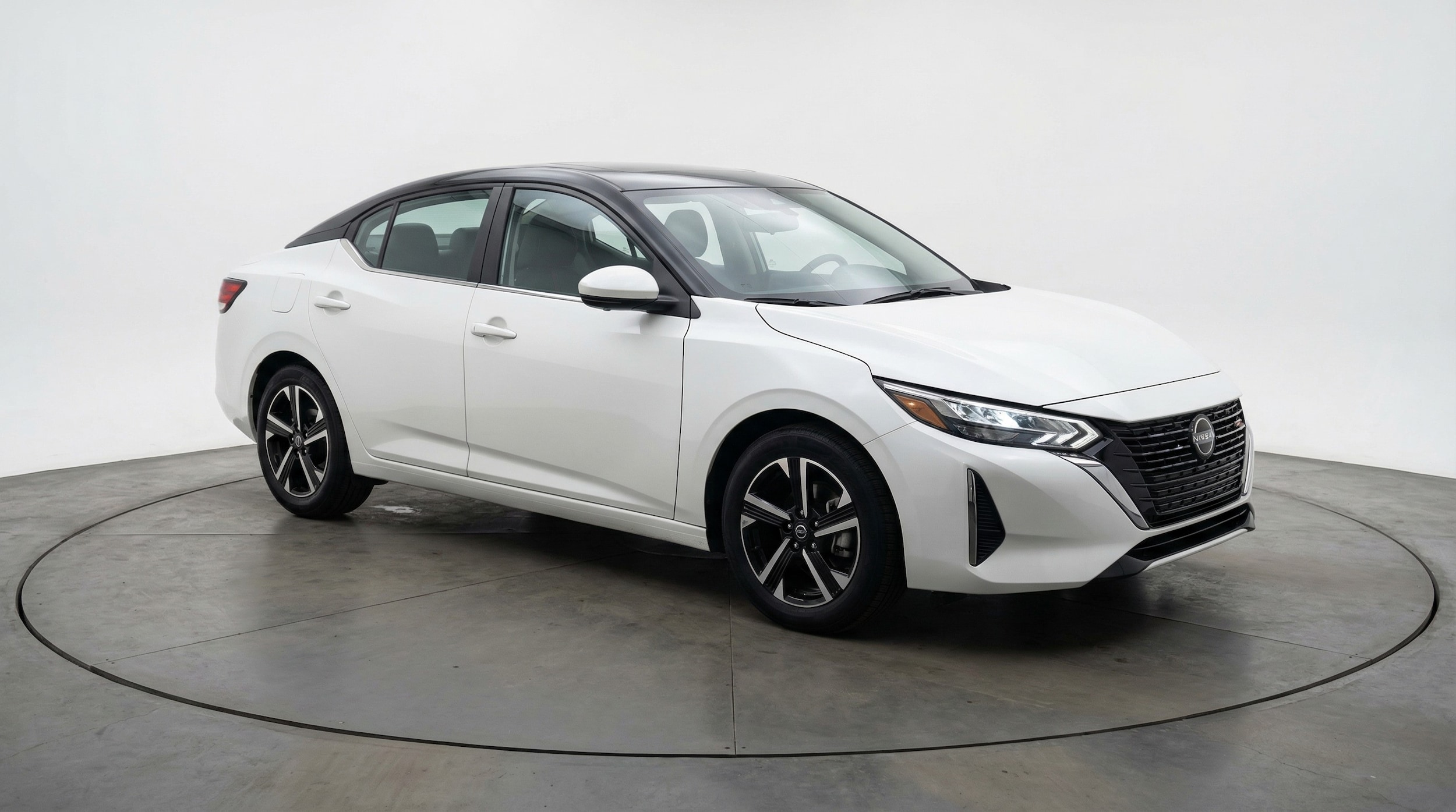 Thumbnail: 2025 Nissan Sentra - 1