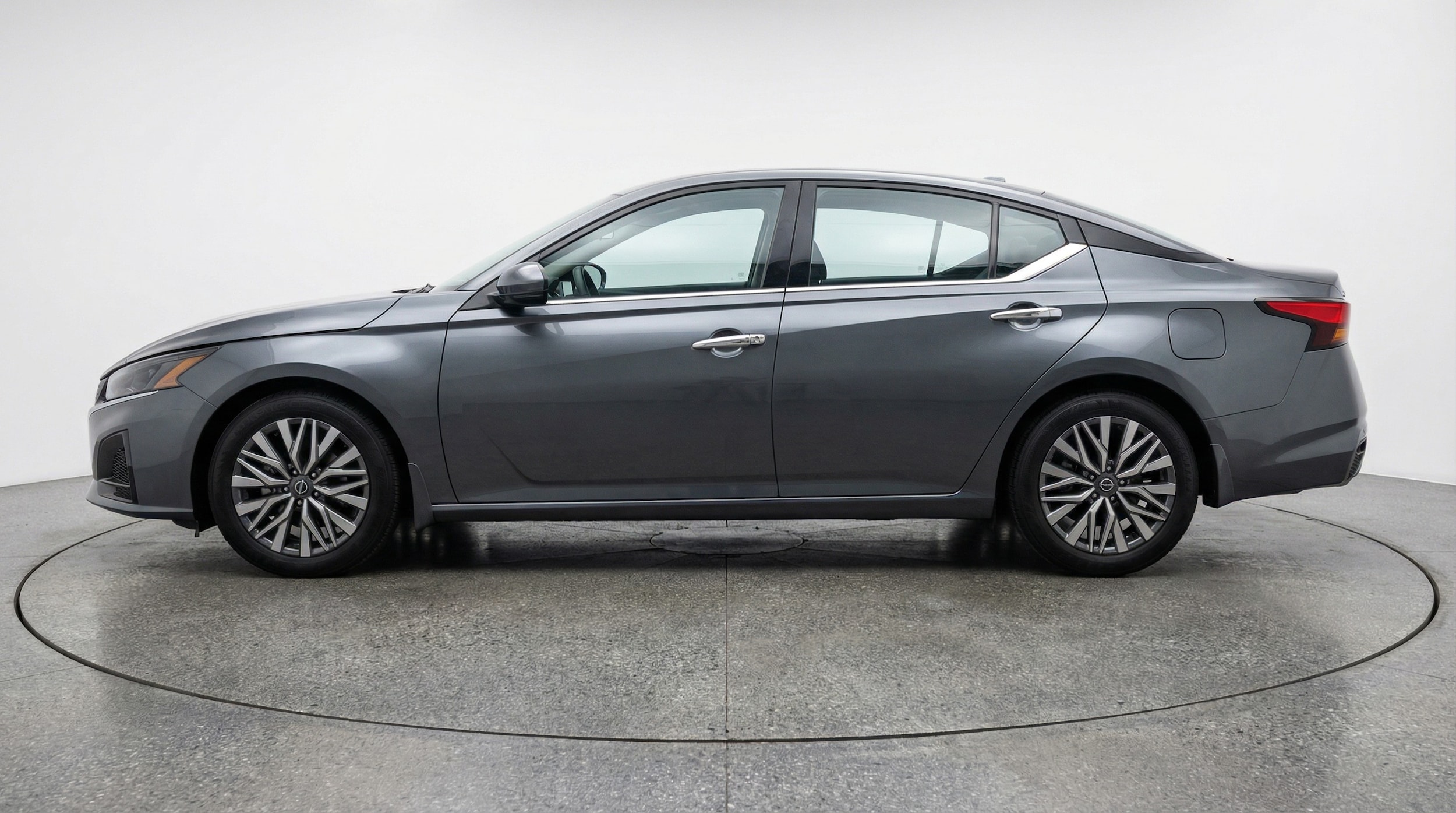 Thumbnail: 2025 Nissan Altima - 4