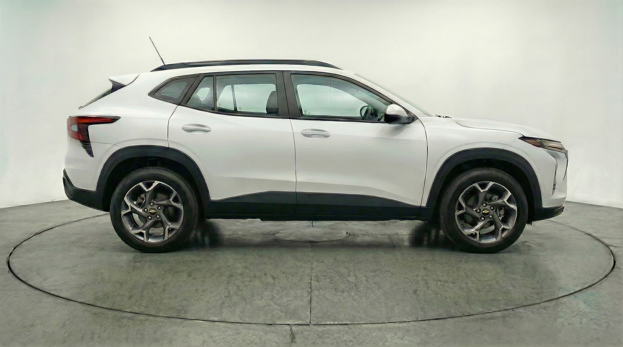 Thumbnail: 2025 Chevrolet Trax - 11