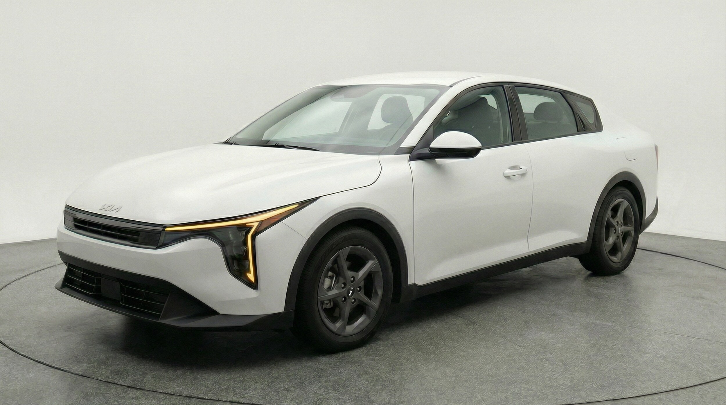 Thumbnail: 2025 Kia K4 - 3