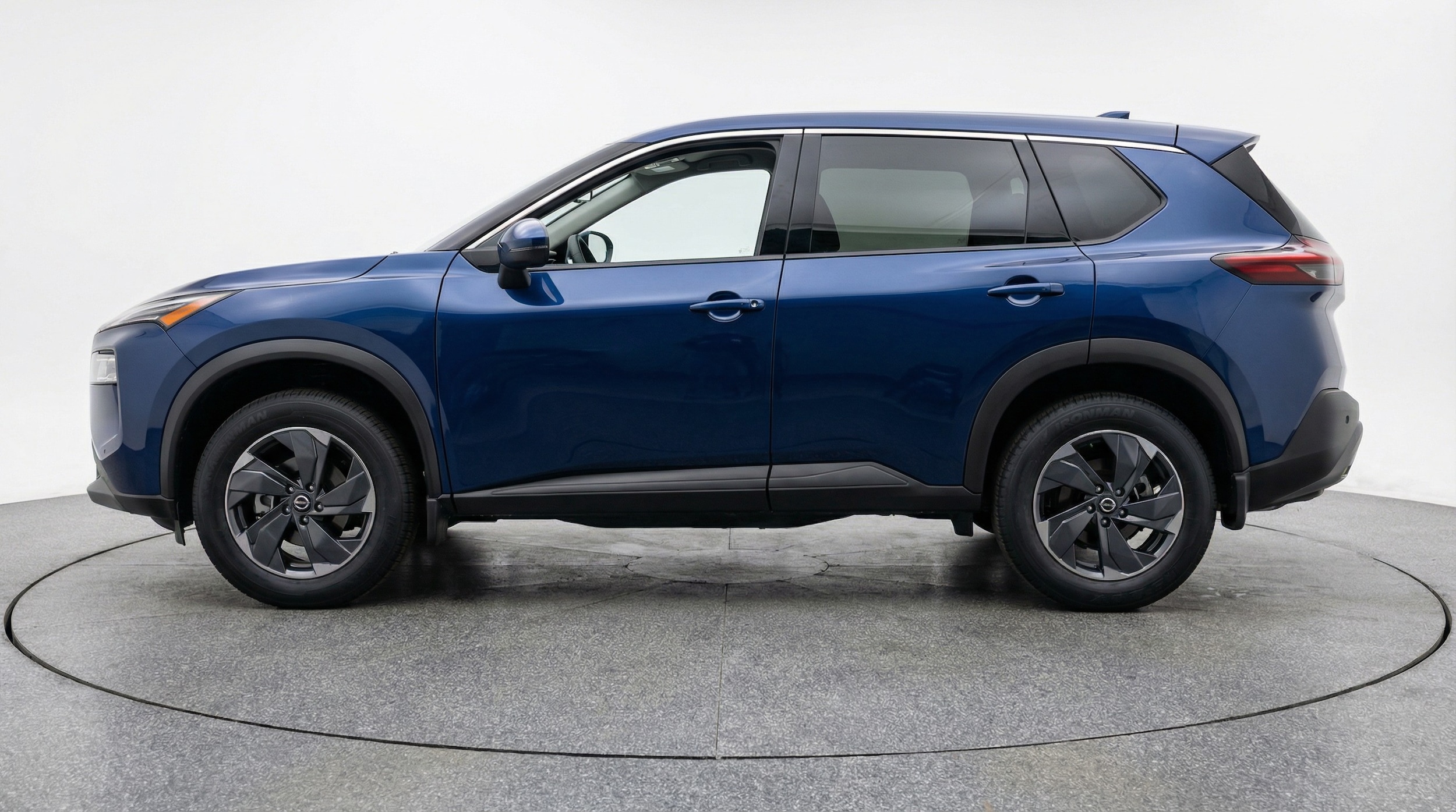 Thumbnail: 2025 Nissan Rogue - 4