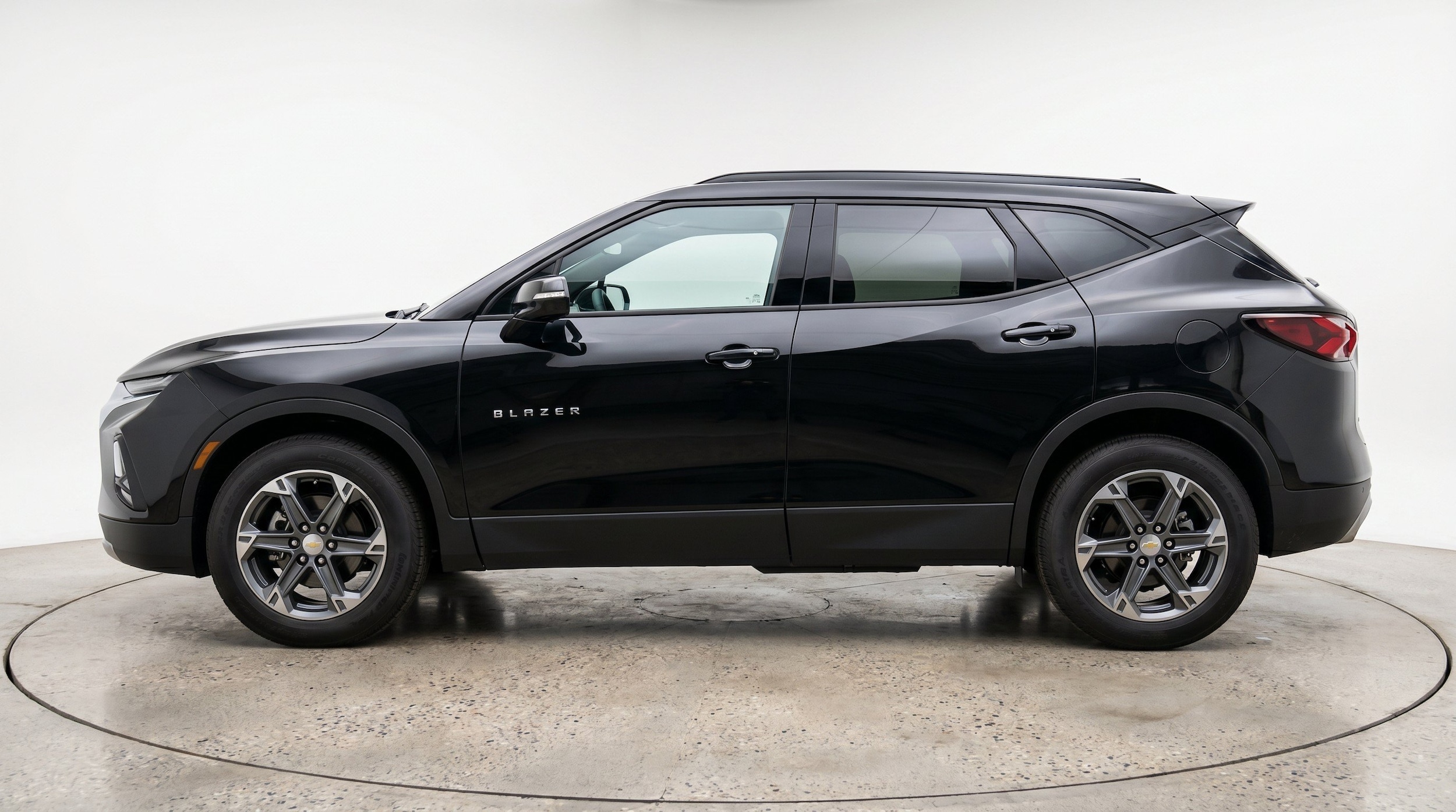 Thumbnail: 2025 Chevrolet Blazer - 5