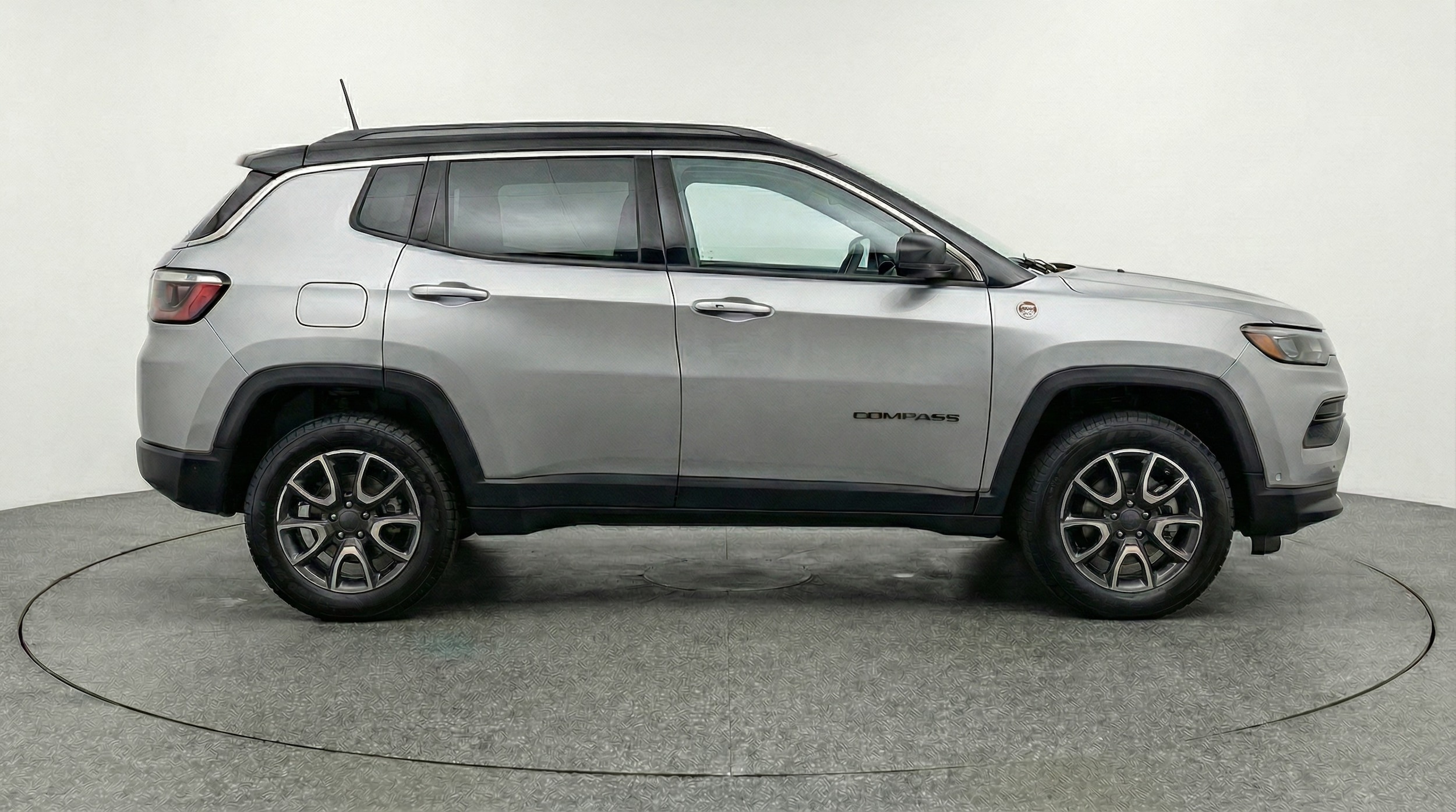 Thumbnail: 2025 Jeep Compass - 8