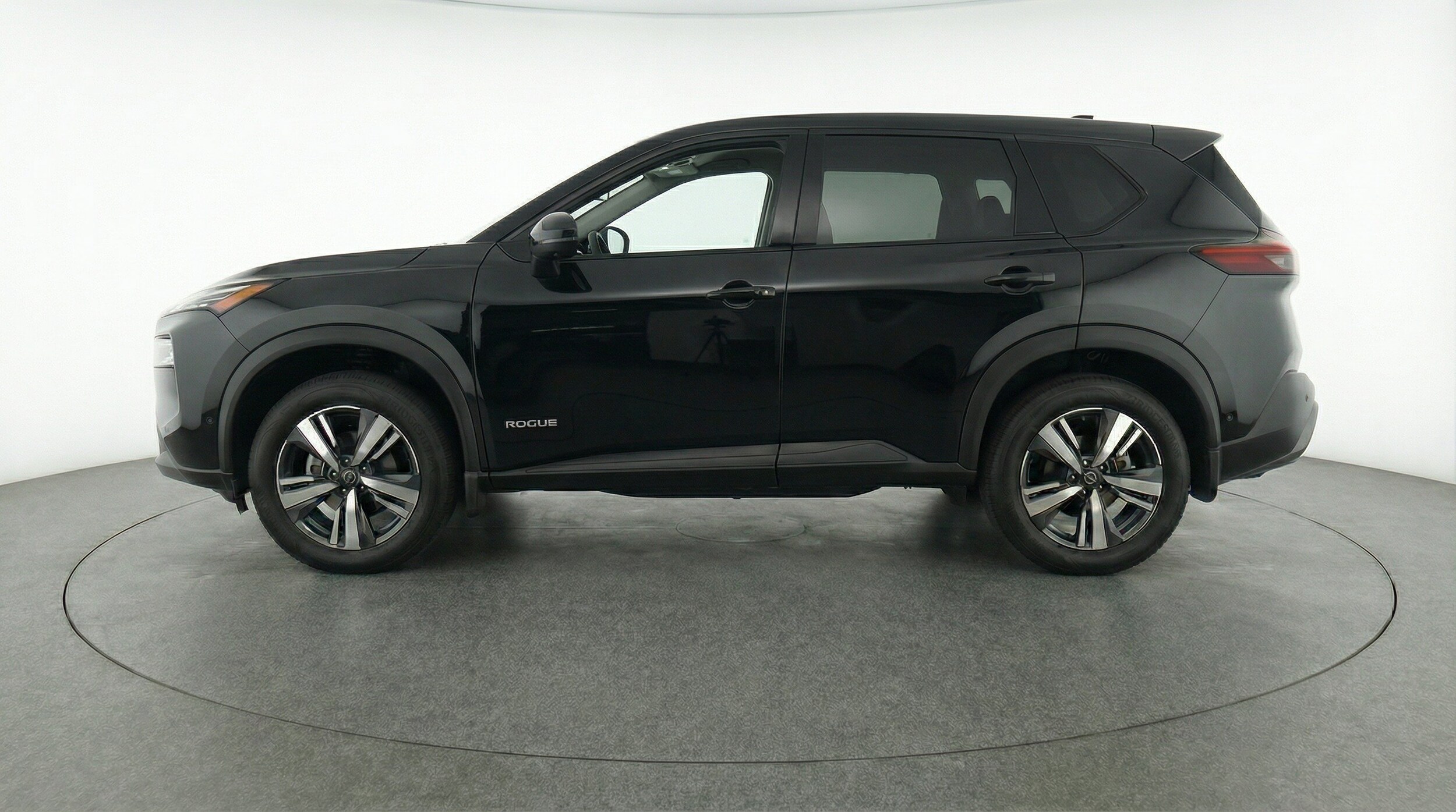 Thumbnail: 2026 Nissan Rogue - 5