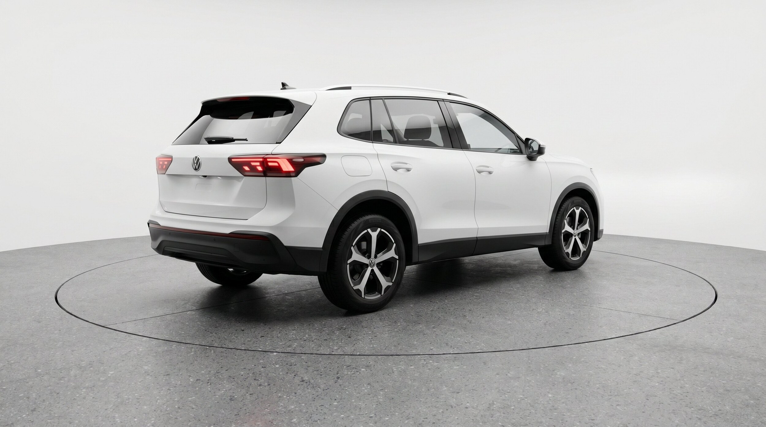 Thumbnail: 2026 Volkswagen Tiguan - 9