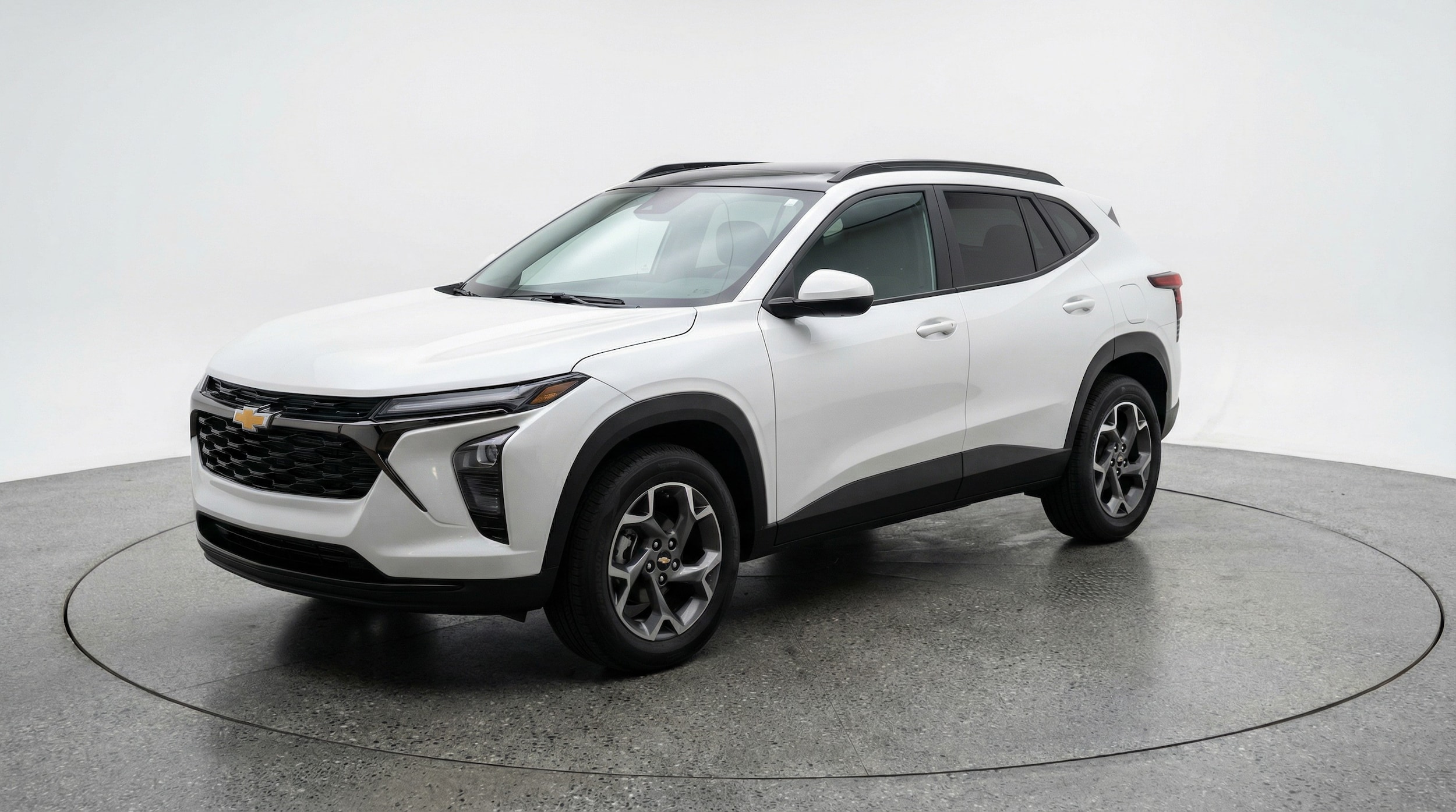 Thumbnail: 2025 Chevrolet Trax - 3