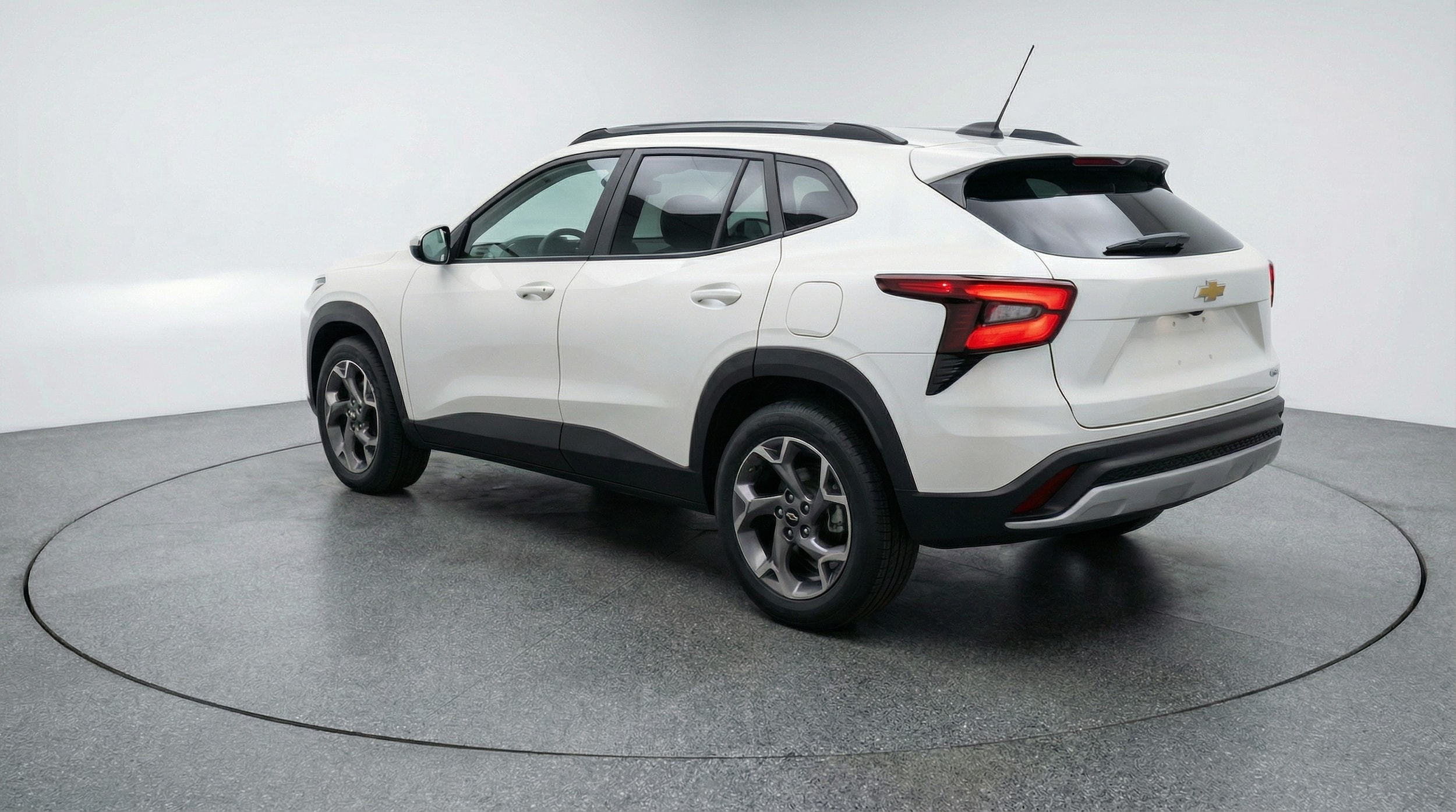 Thumbnail: 2025 Chevrolet Trax - 5