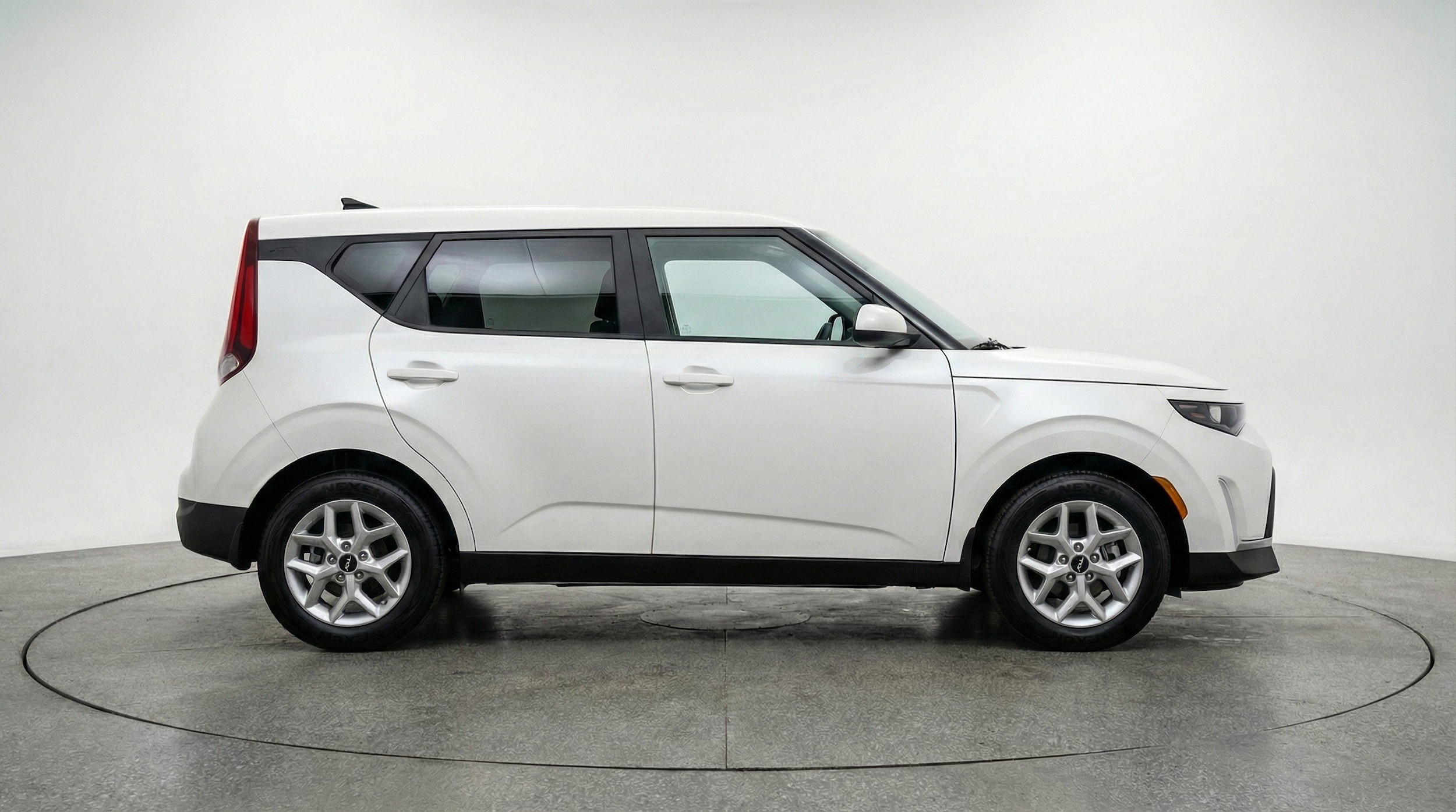 Thumbnail: 2025 Kia Soul - 11