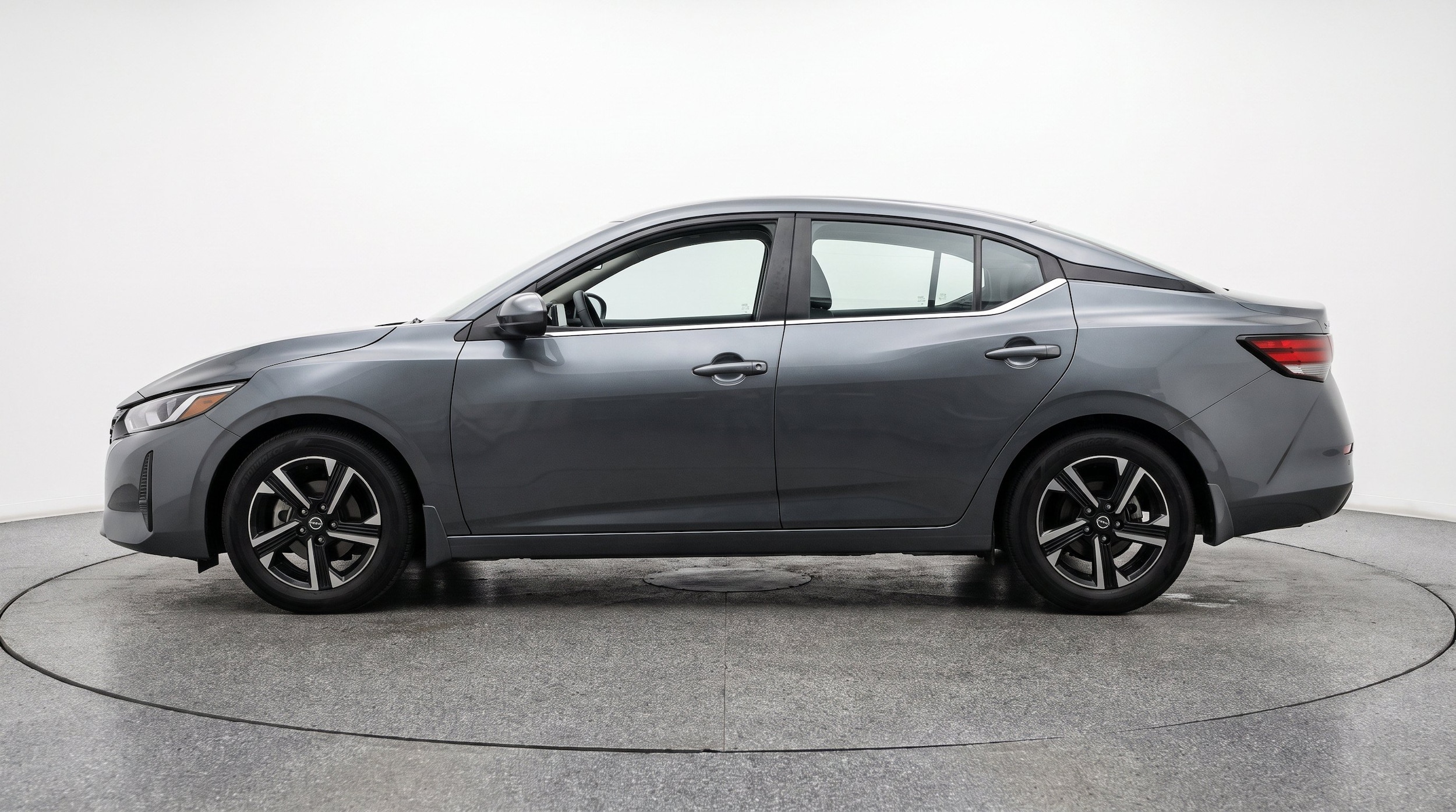 Thumbnail: 2025 Nissan Sentra - 5