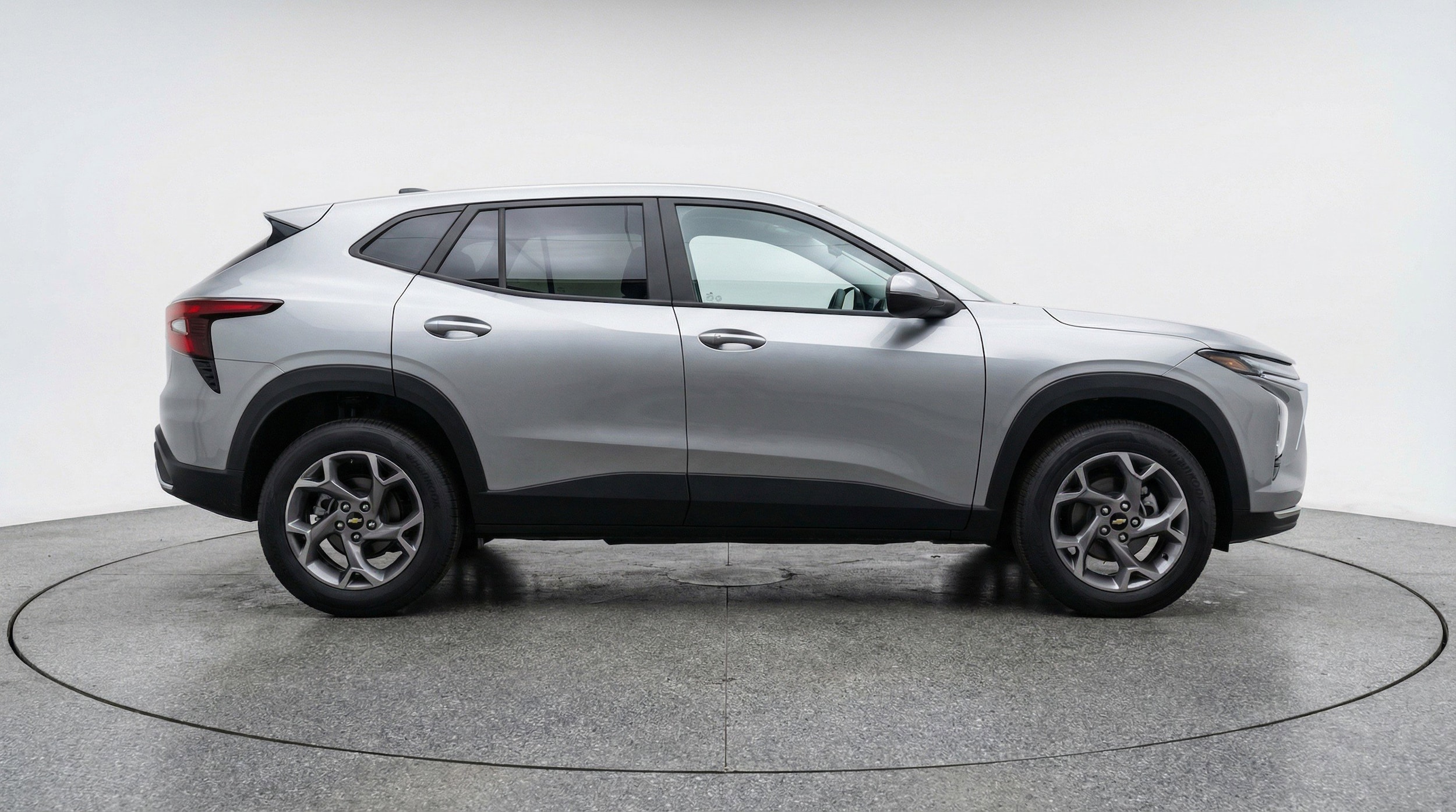 Thumbnail: 2025 Chevrolet Trax - 11