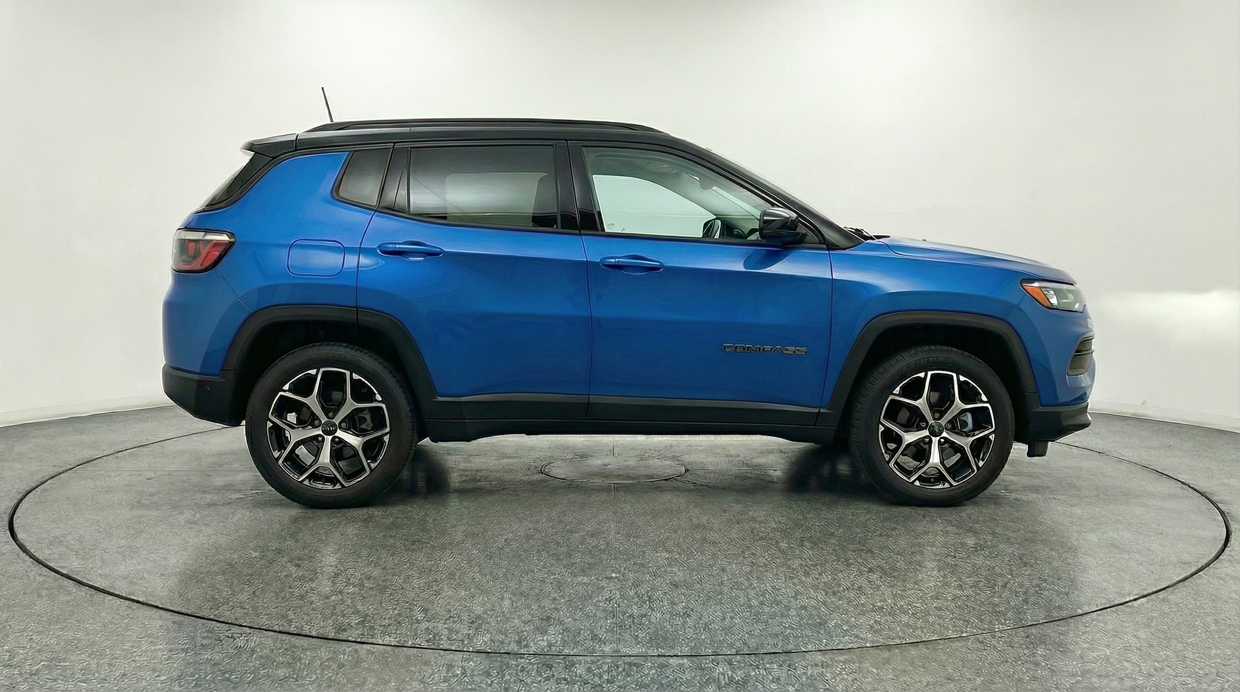 Thumbnail: 2025 Jeep Compass - 8