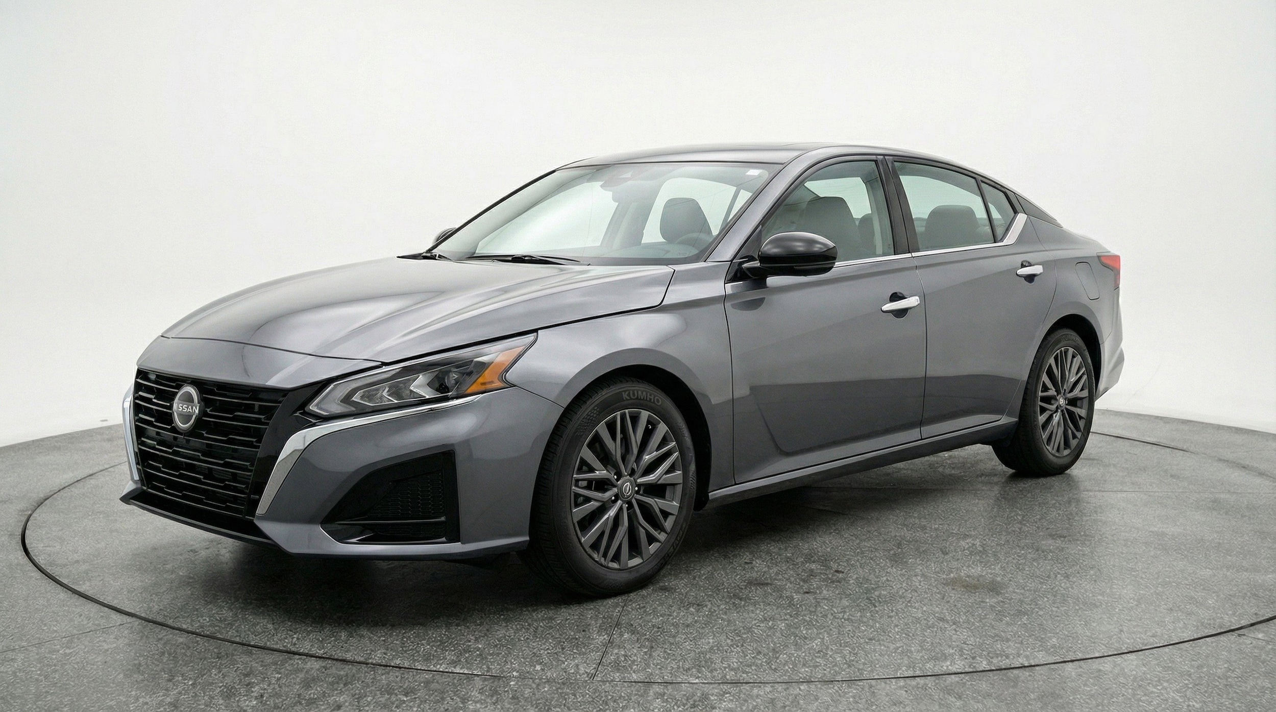 Thumbnail: 2025 Nissan Altima - 3
