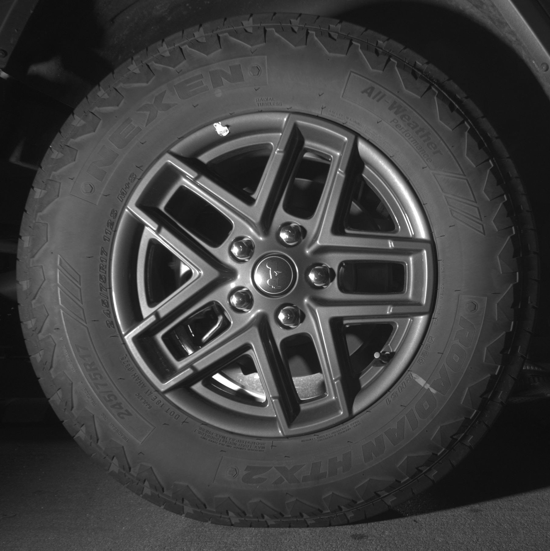 Thumbnail: 2025 Jeep Wrangler - 15