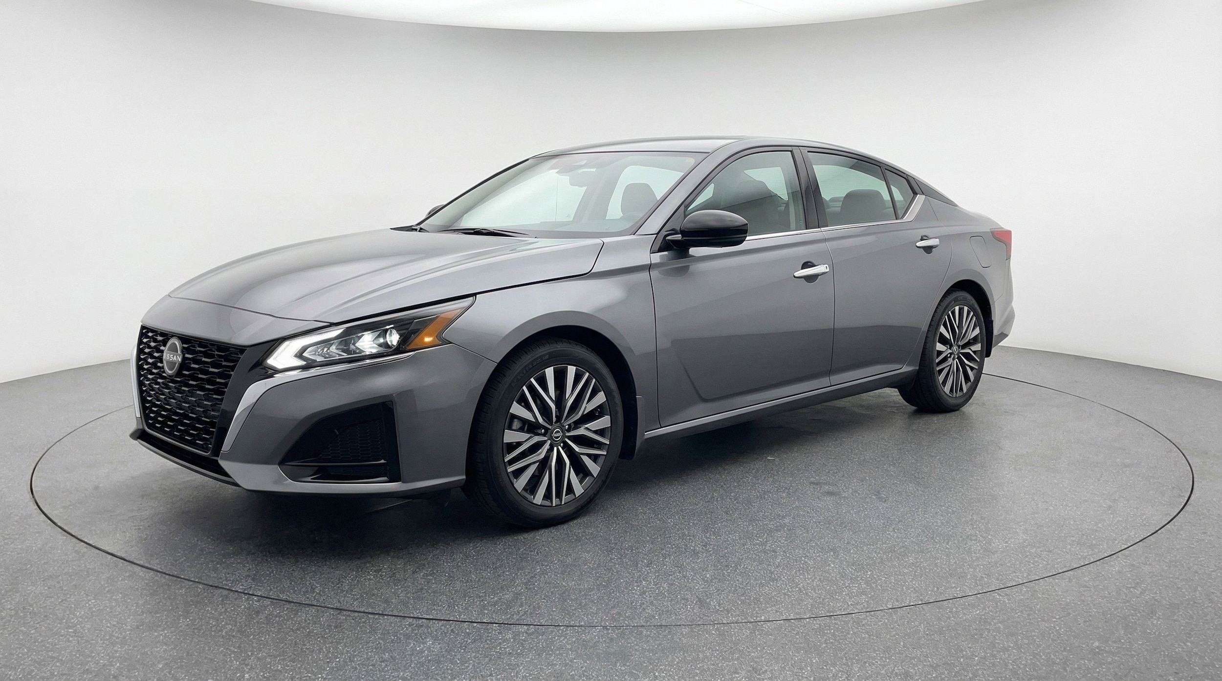 Thumbnail: 2025 Nissan Altima - 3