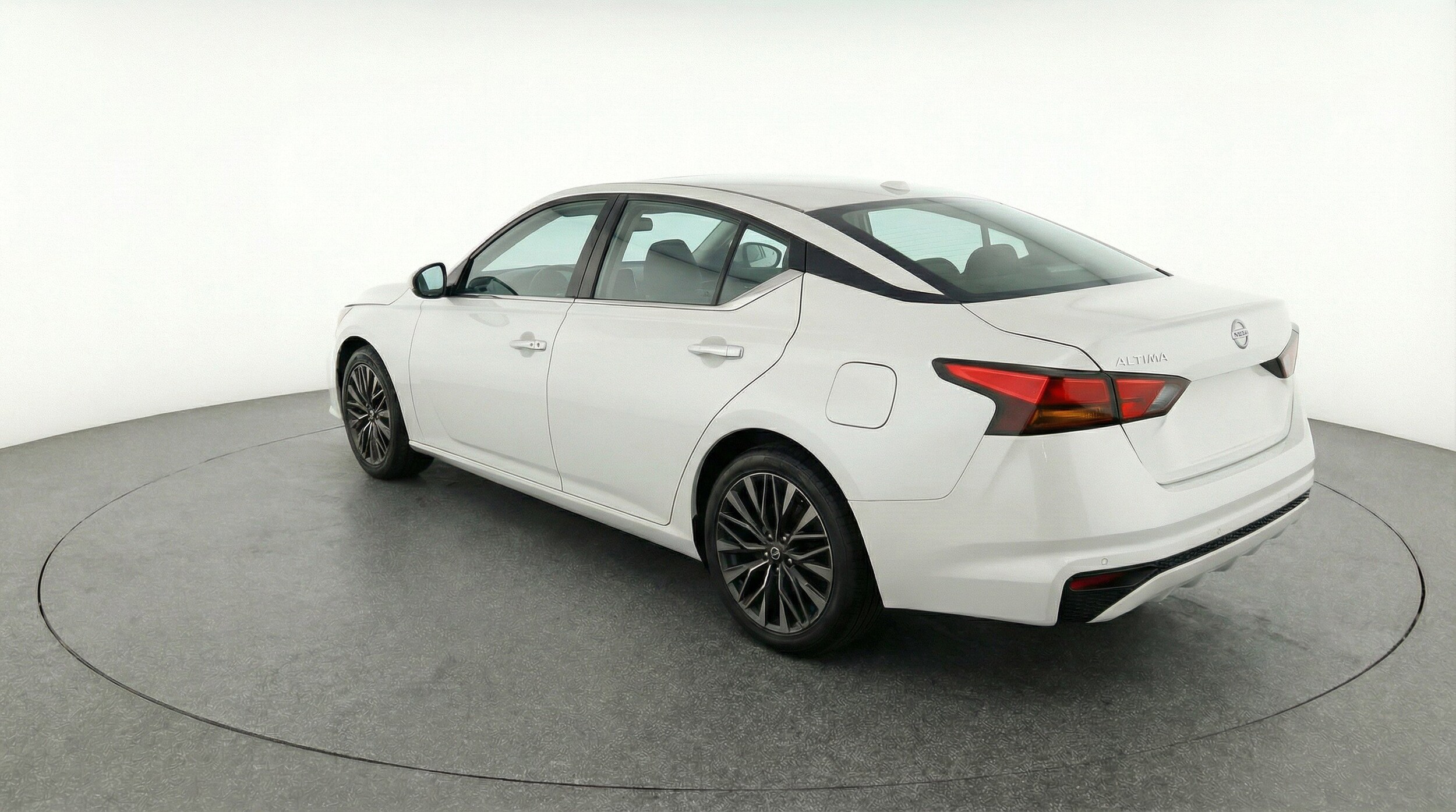 Thumbnail: 2025 Nissan Altima - 6