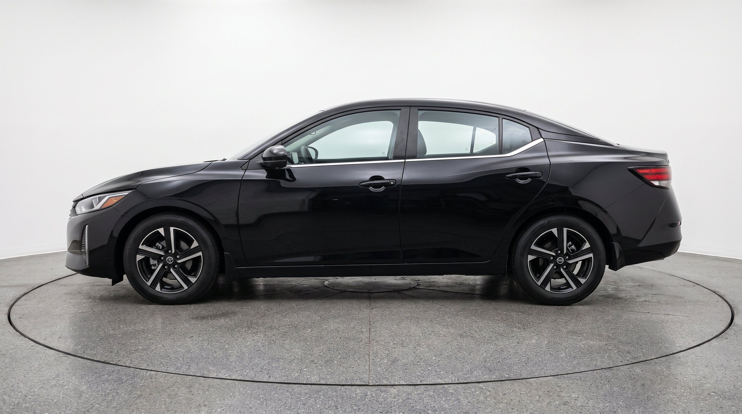 Thumbnail: 2025 Nissan Sentra - 5