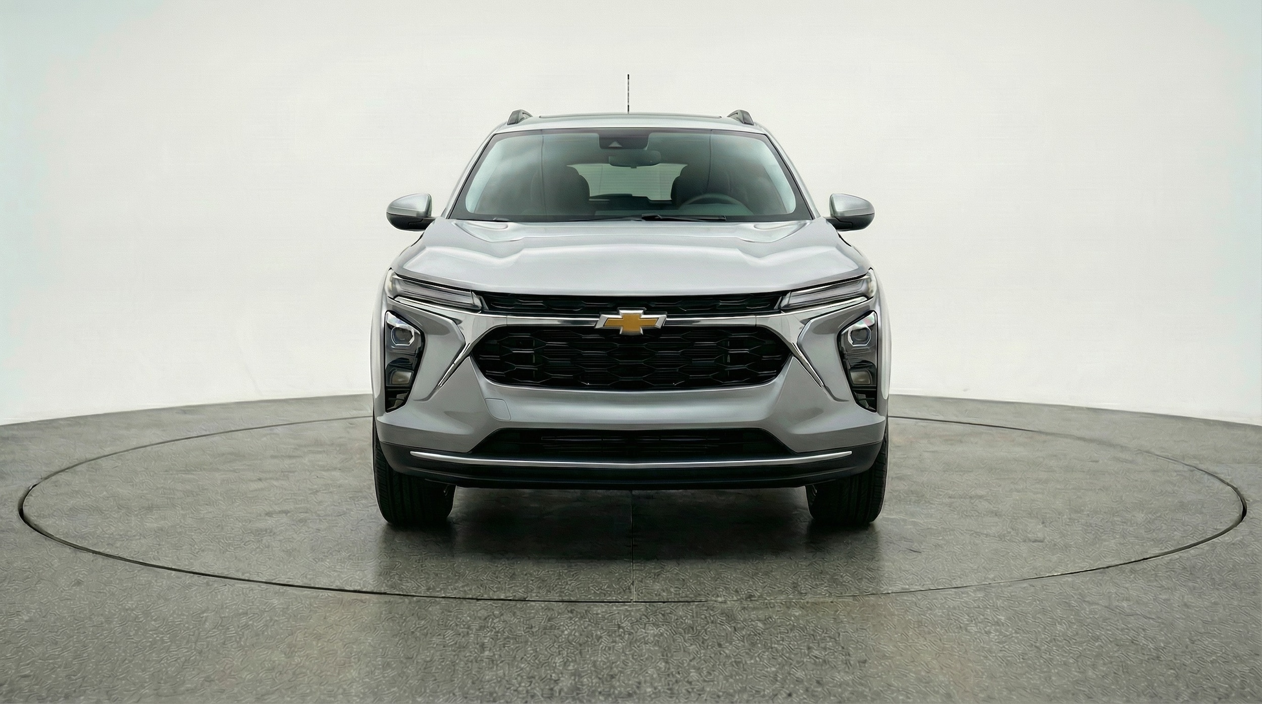 Thumbnail: 2025 Chevrolet Trax - 2