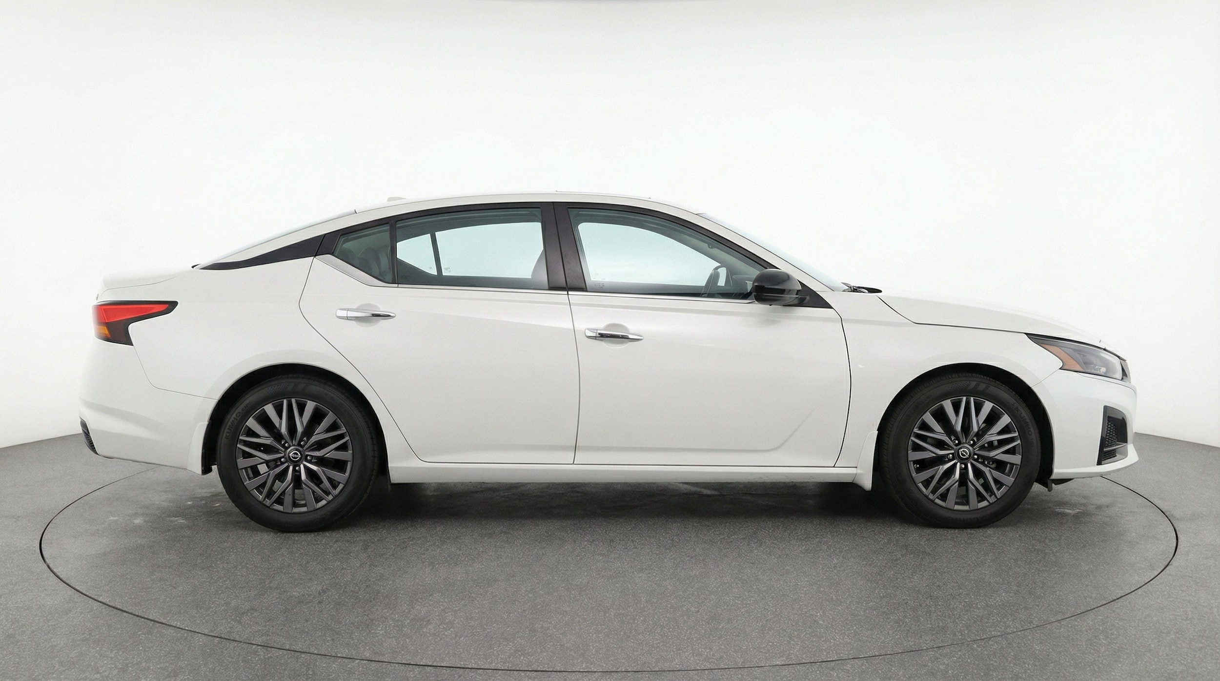 Thumbnail: 2025 Nissan Altima - 11