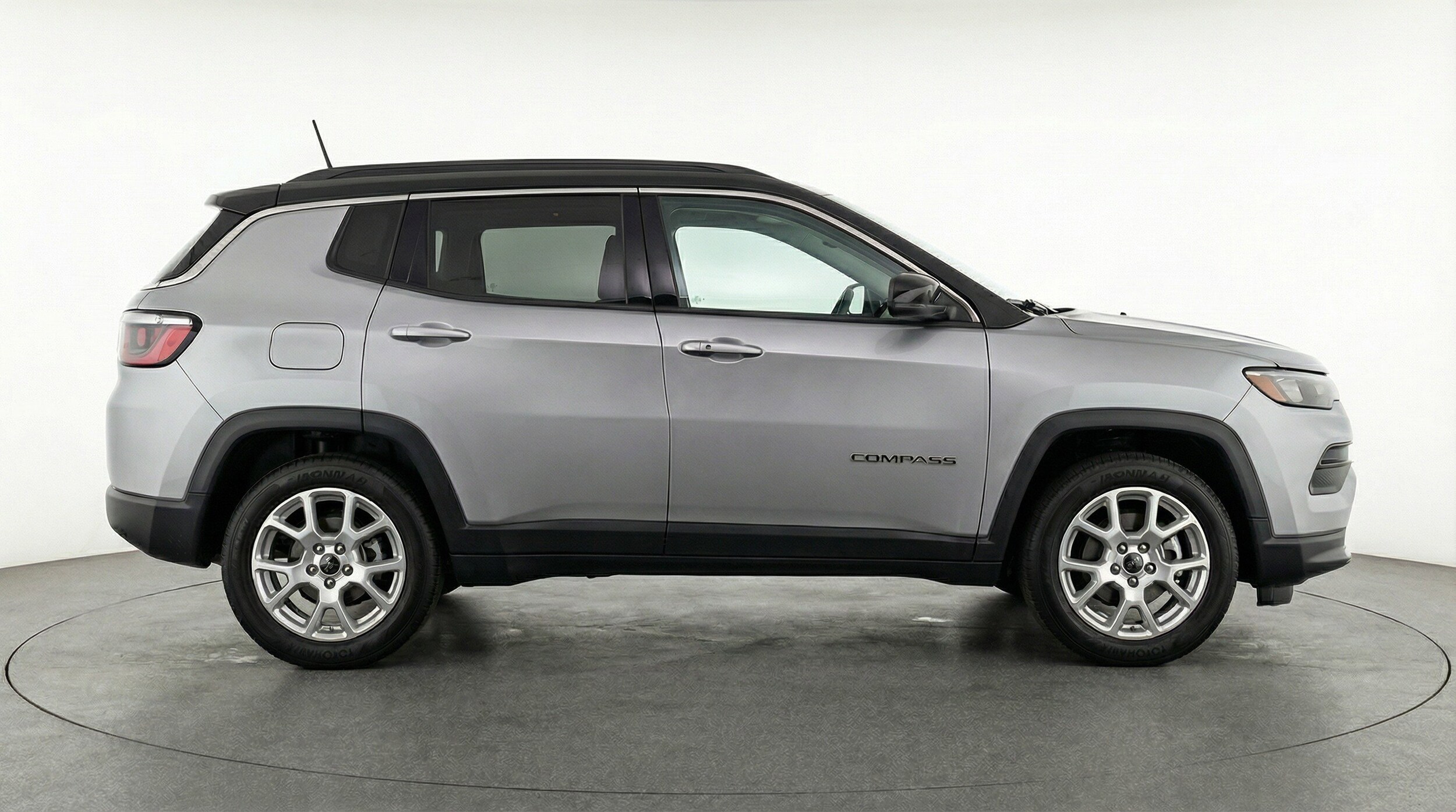Thumbnail: 2025 Jeep Compass - 11