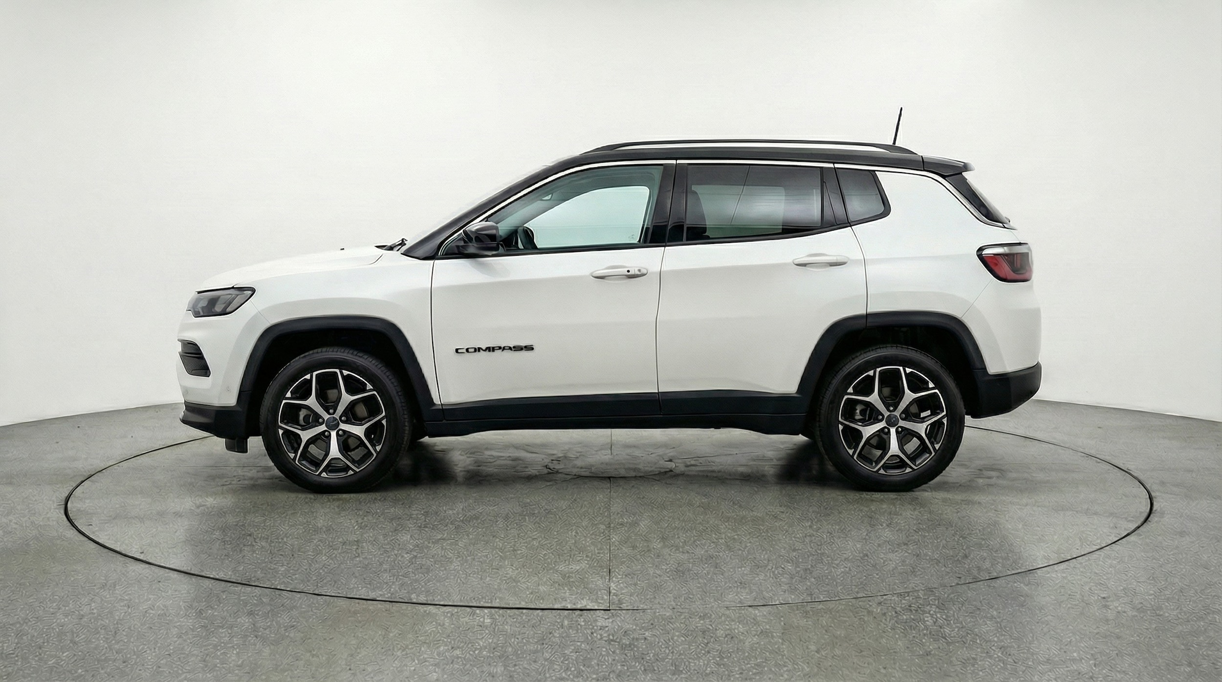 Thumbnail: 2025 Jeep Compass - 4