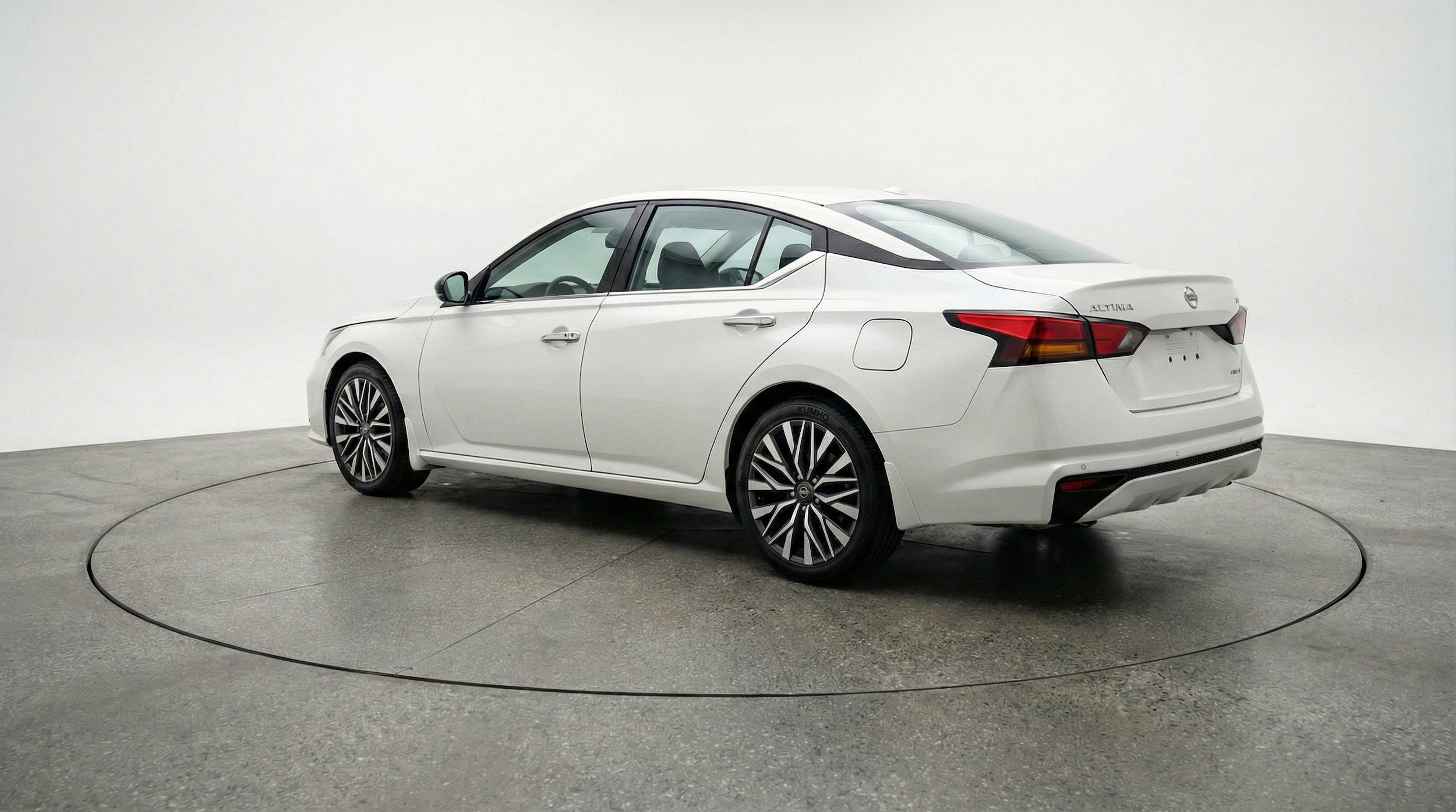 Thumbnail: 2025 Nissan Altima - 6