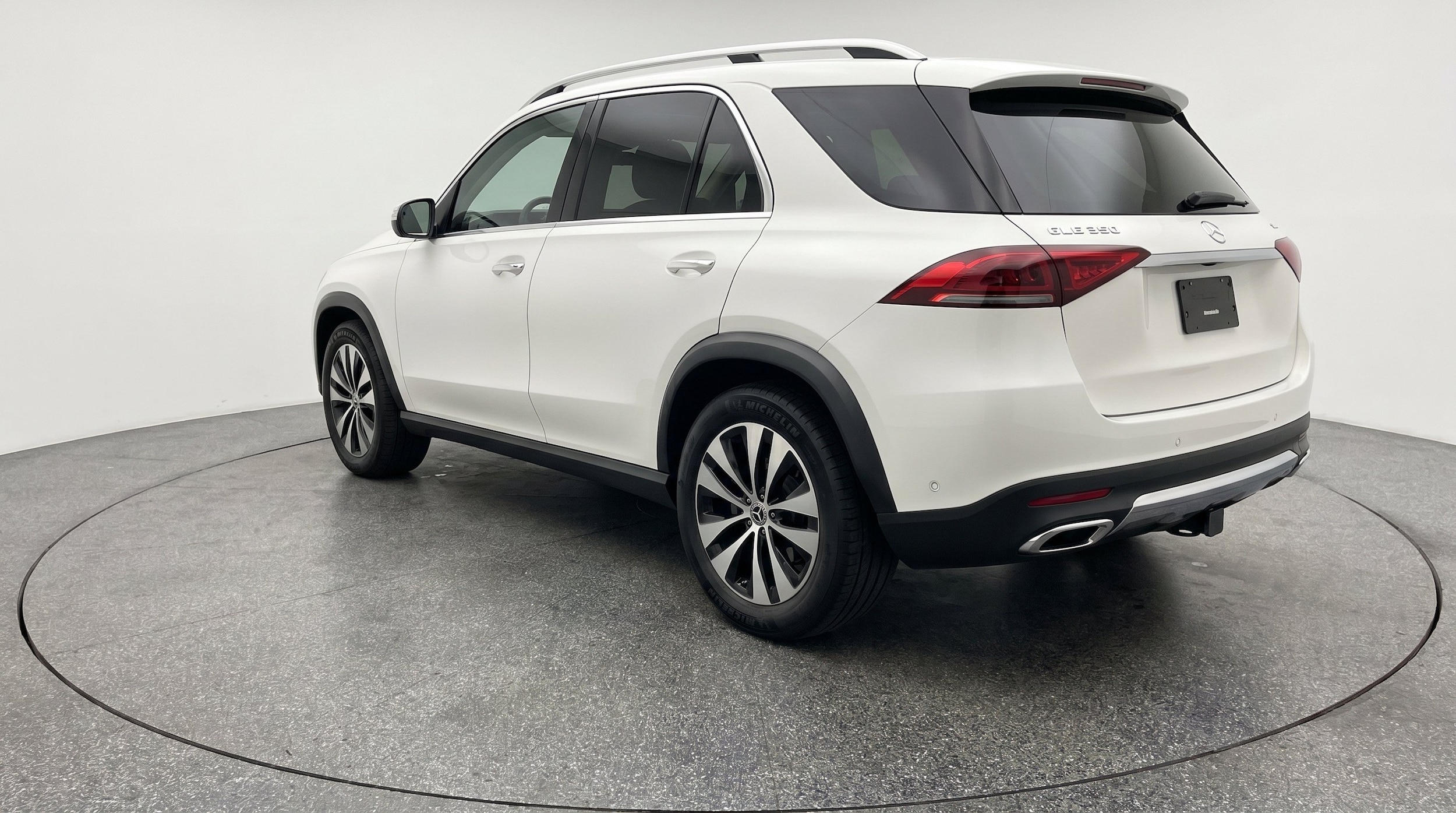 Thumbnail: 2026 Mercedes-Benz GLE - 6