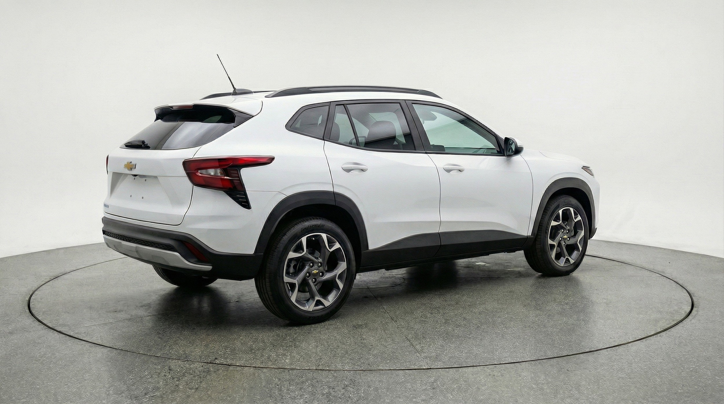 Thumbnail: 2025 Chevrolet Trax - 9