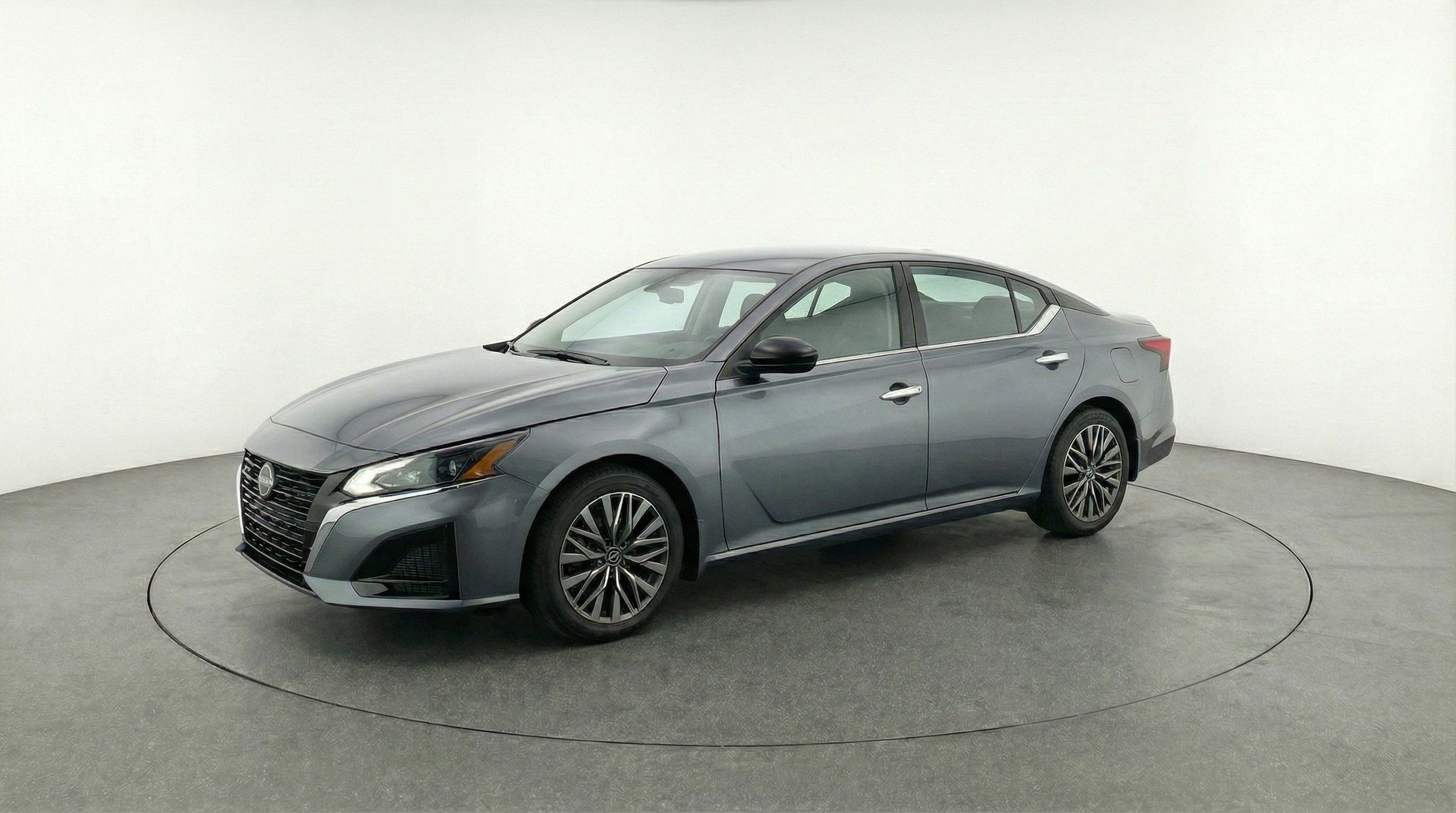 Thumbnail: 2025 Nissan Altima - 3