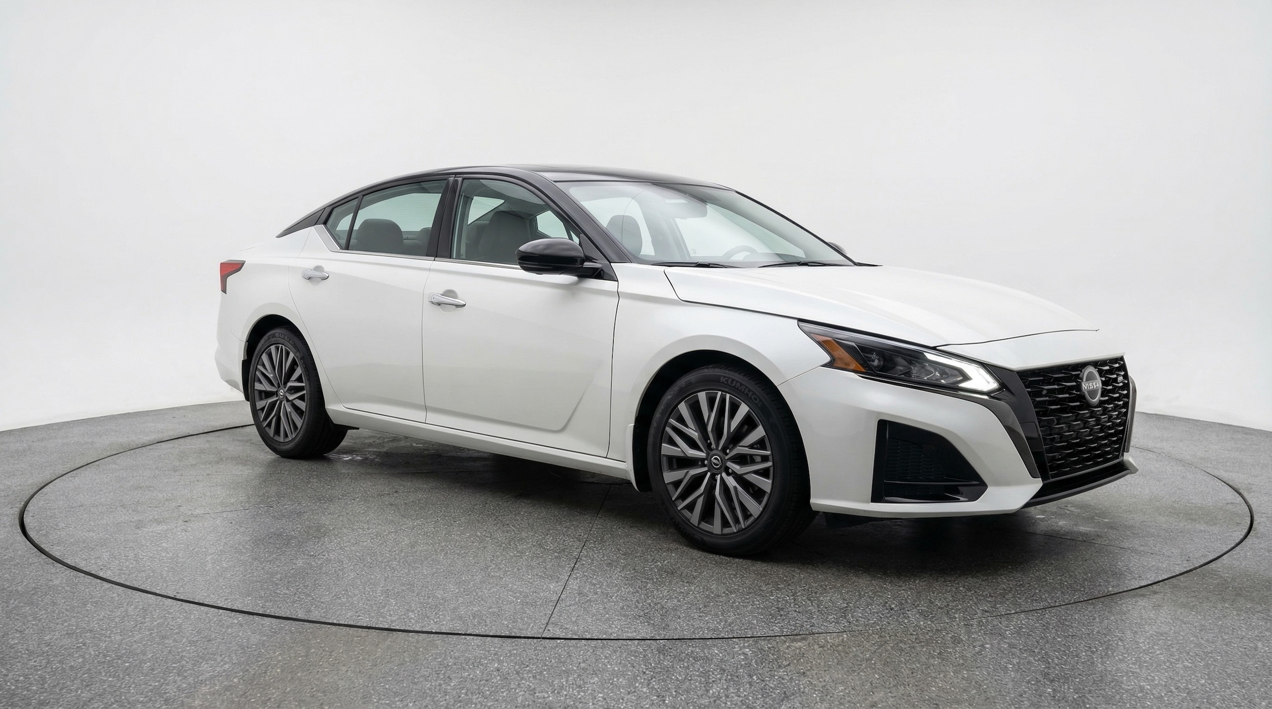 Thumbnail: 2025 Nissan Altima - 1