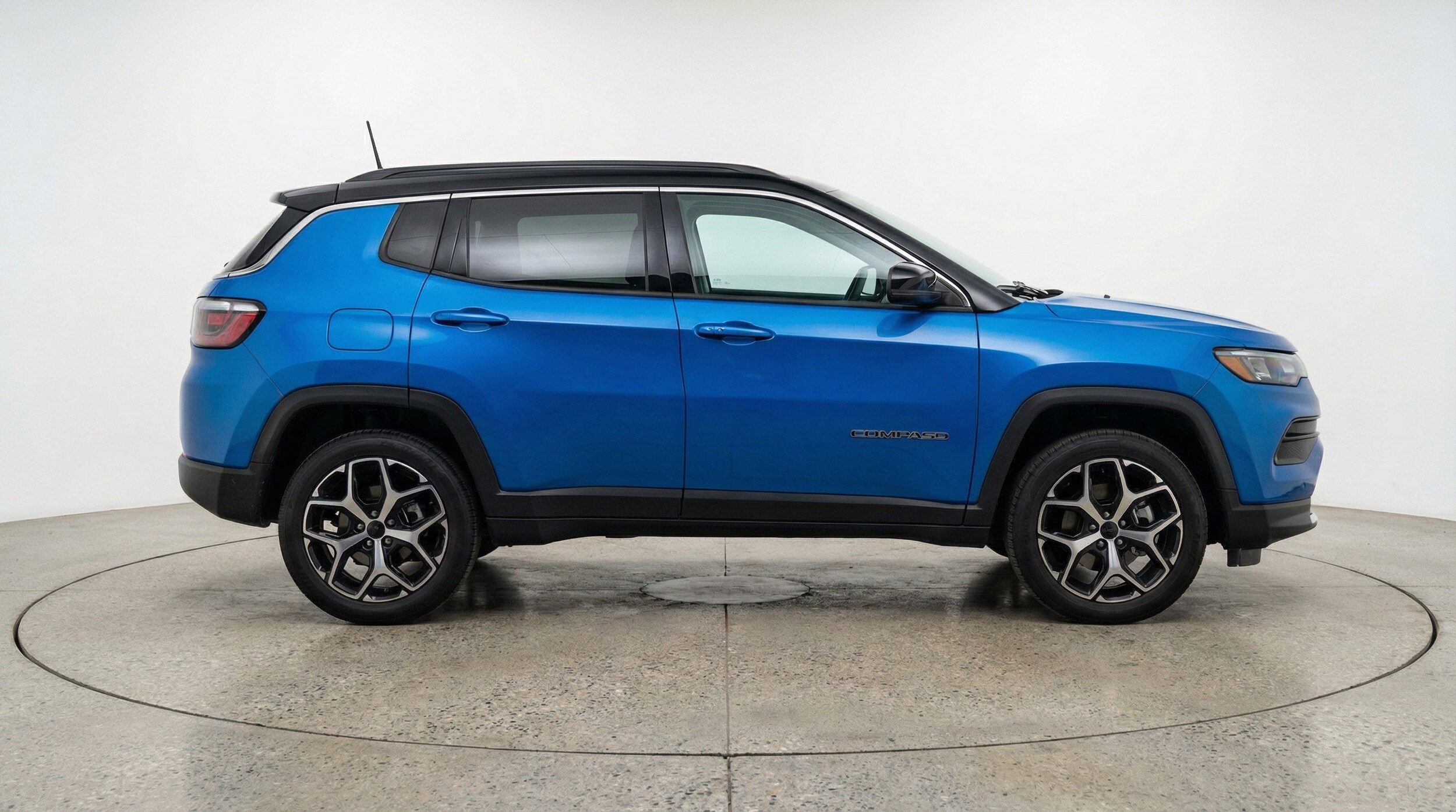 Thumbnail: 2025 Jeep Compass - 11