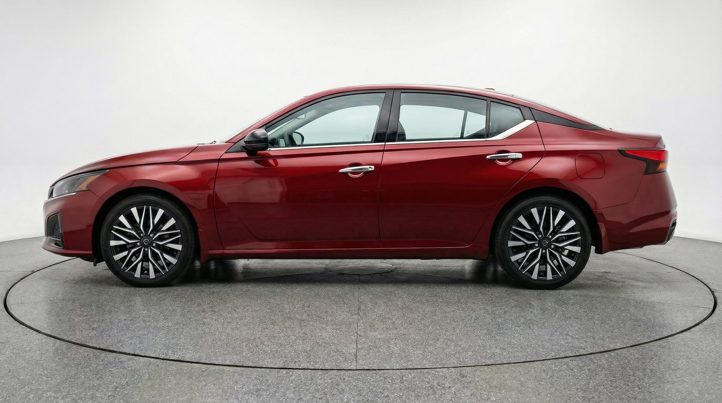 Thumbnail: 2025 Nissan Altima - 4