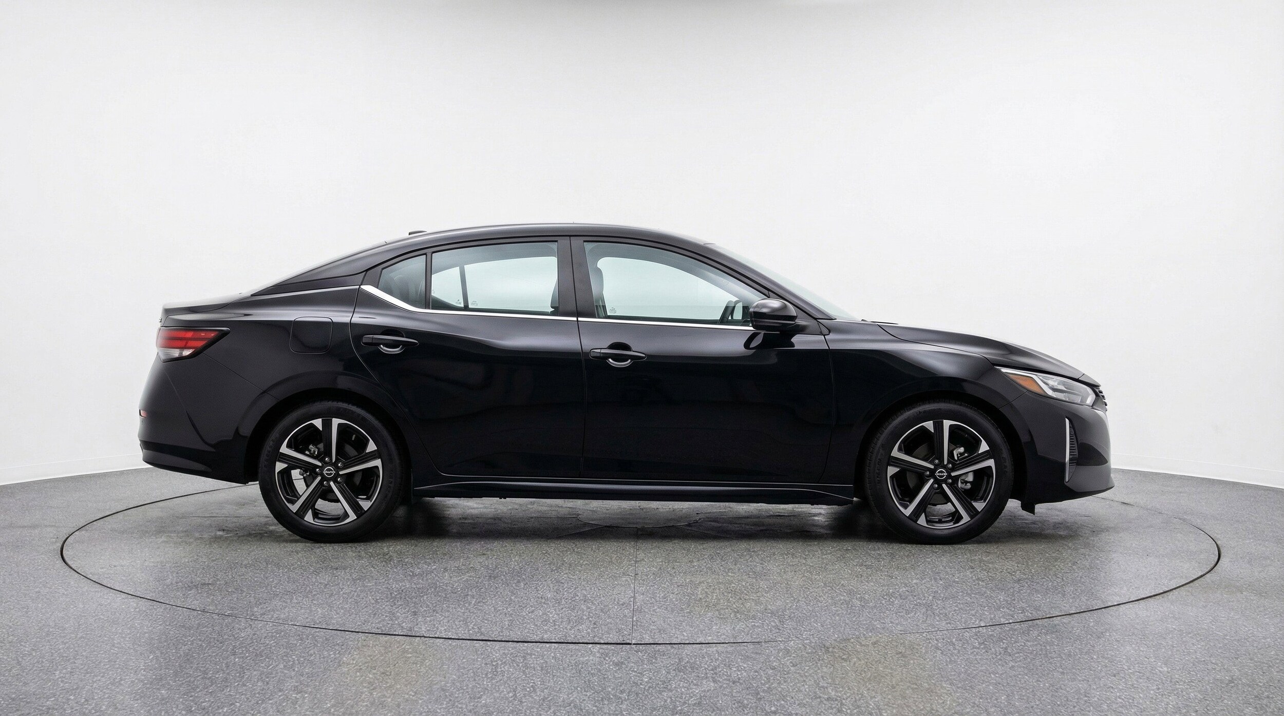 Thumbnail: 2025 Nissan Sentra - 11