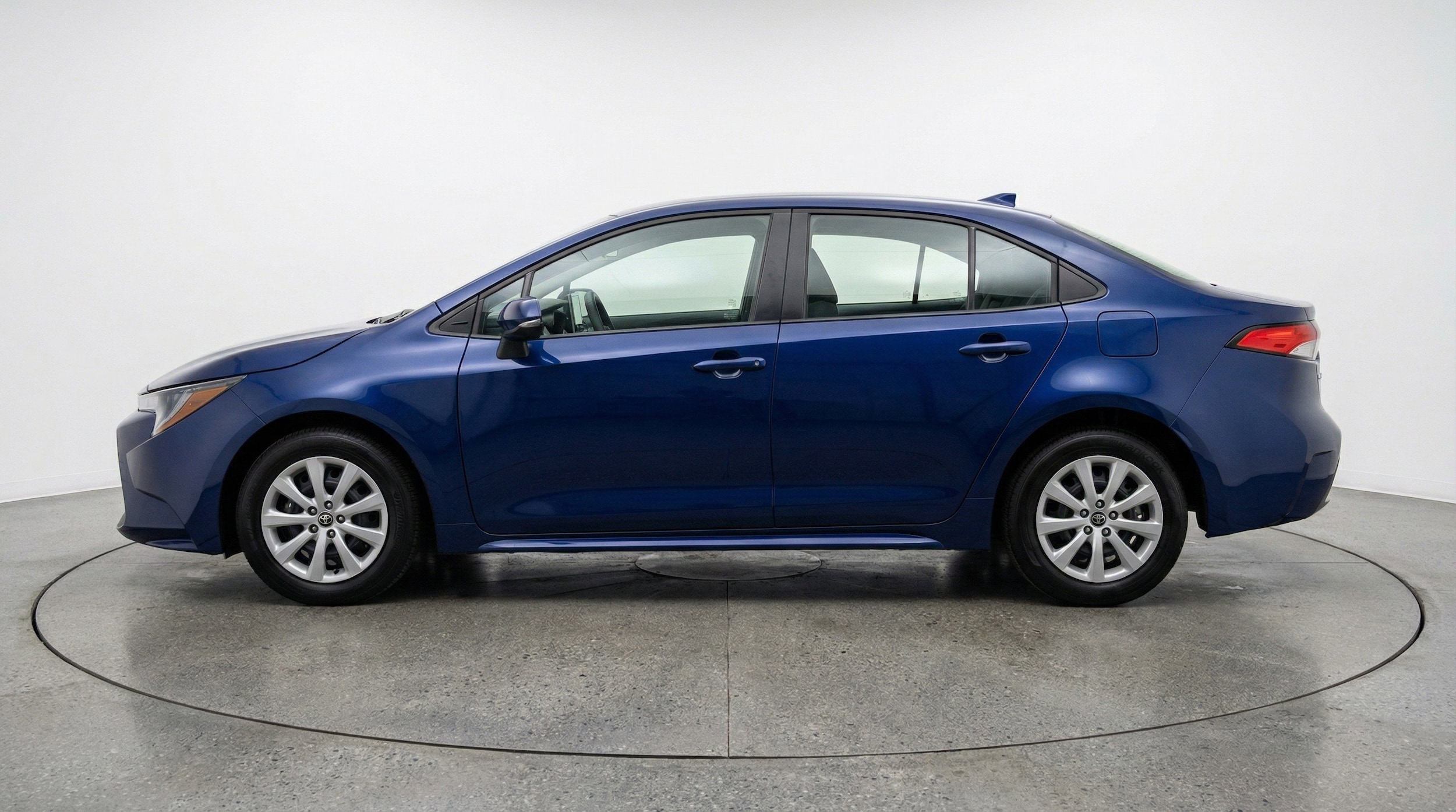 Thumbnail: 2025 Toyota Corolla - 5