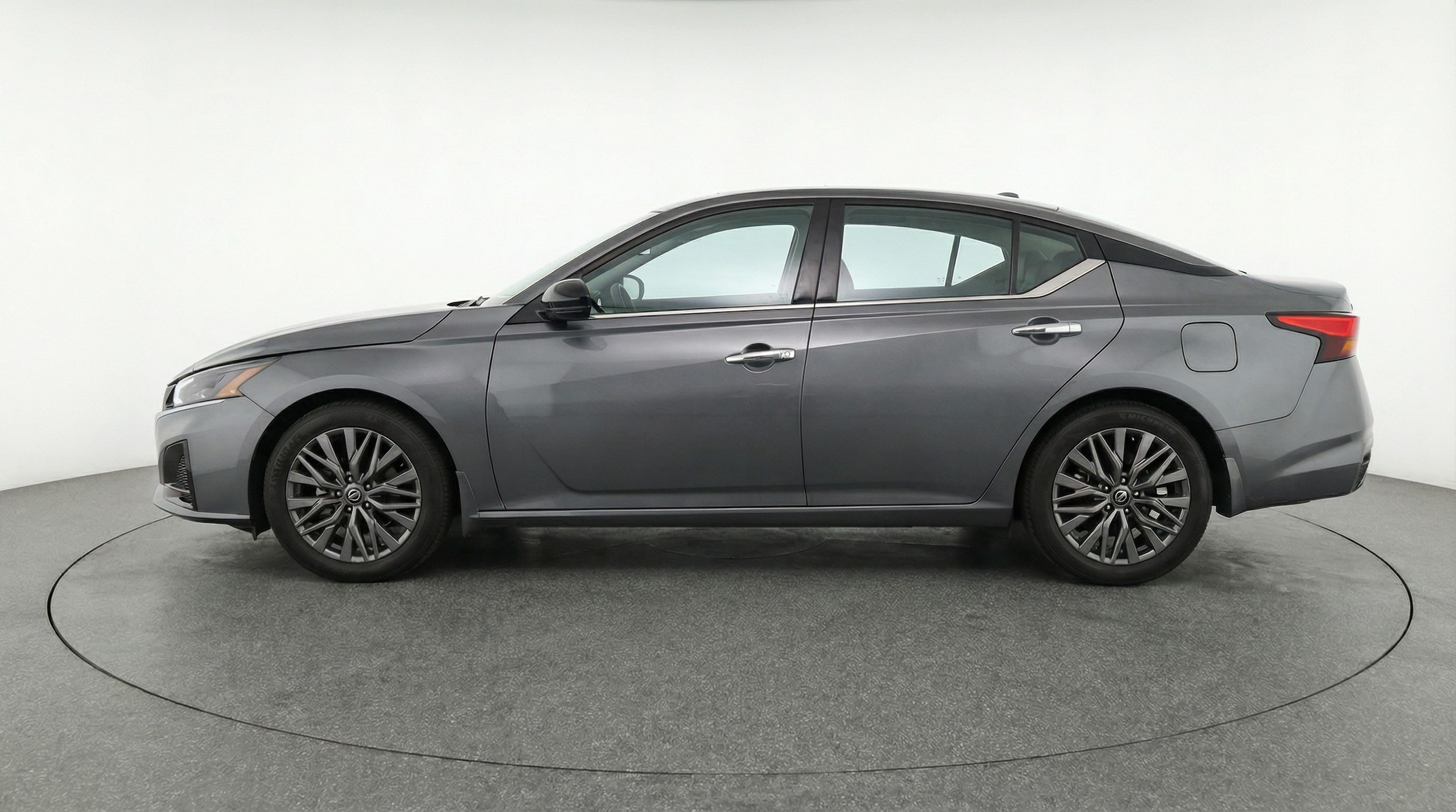 Thumbnail: 2025 Nissan Altima - 4