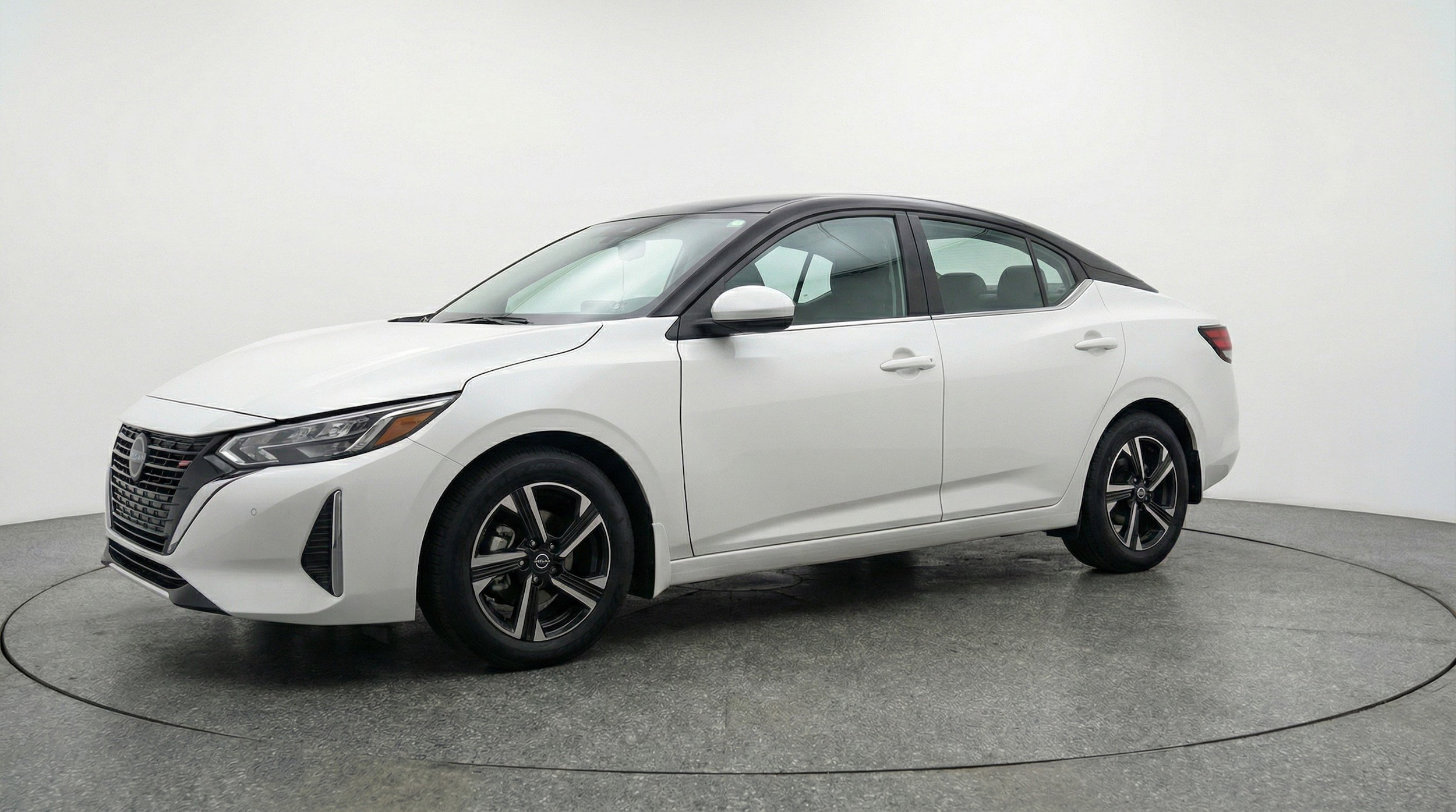 Thumbnail: 2025 Nissan Sentra - 3