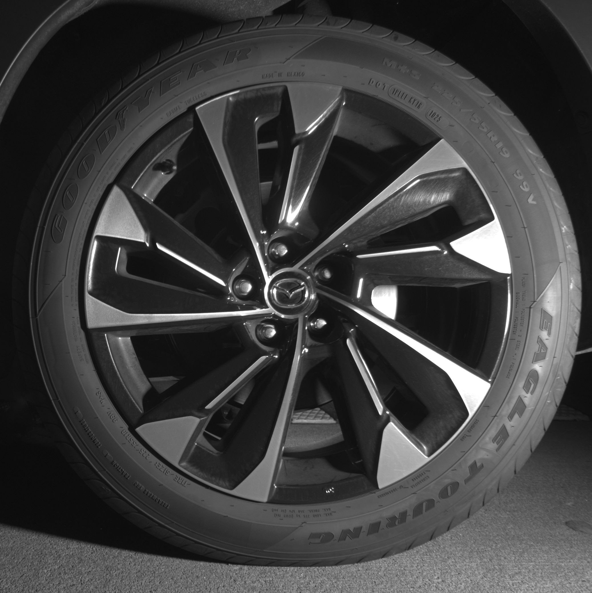 Thumbnail: 2025 Mazda CX-50 - 14