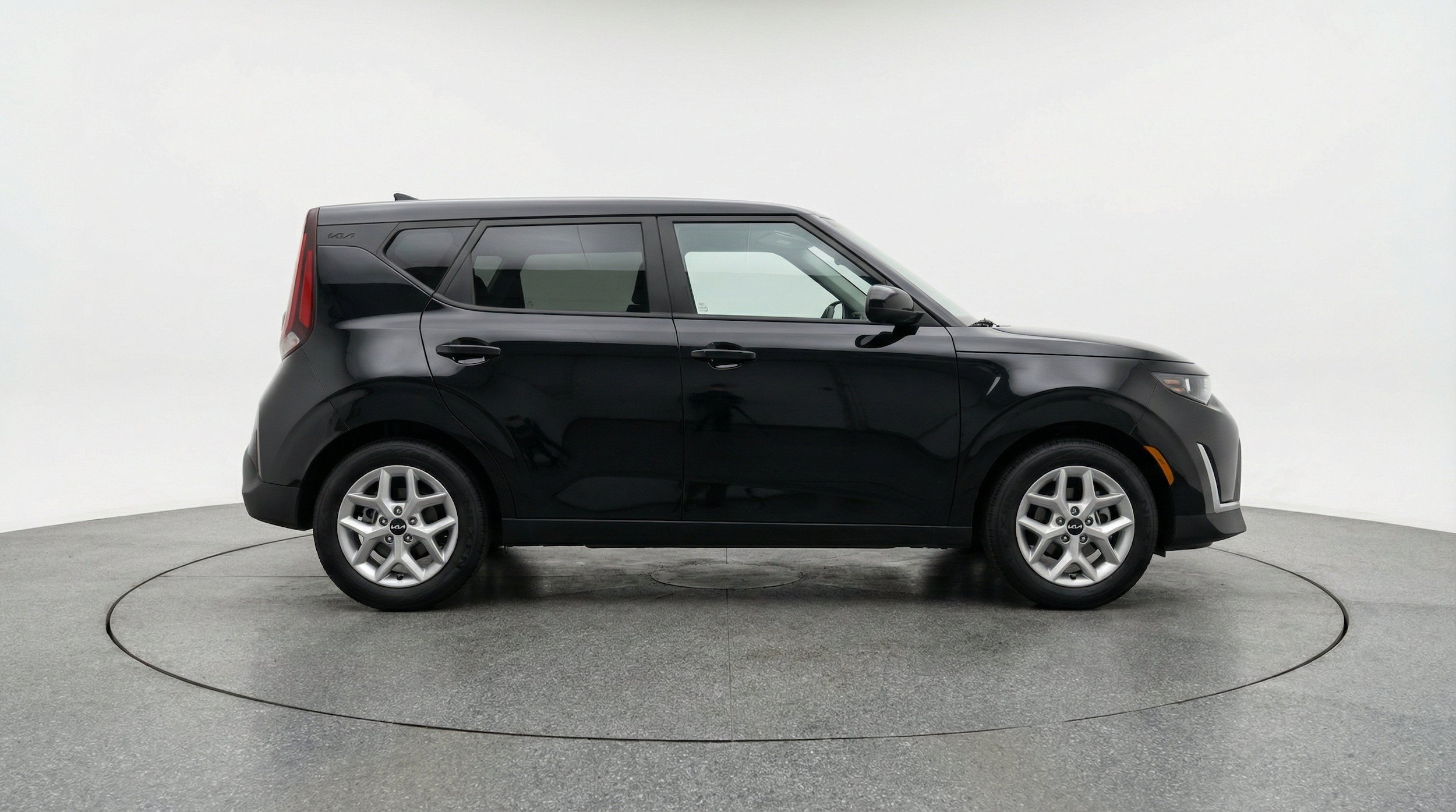 Thumbnail: 2025 Kia Soul - 11