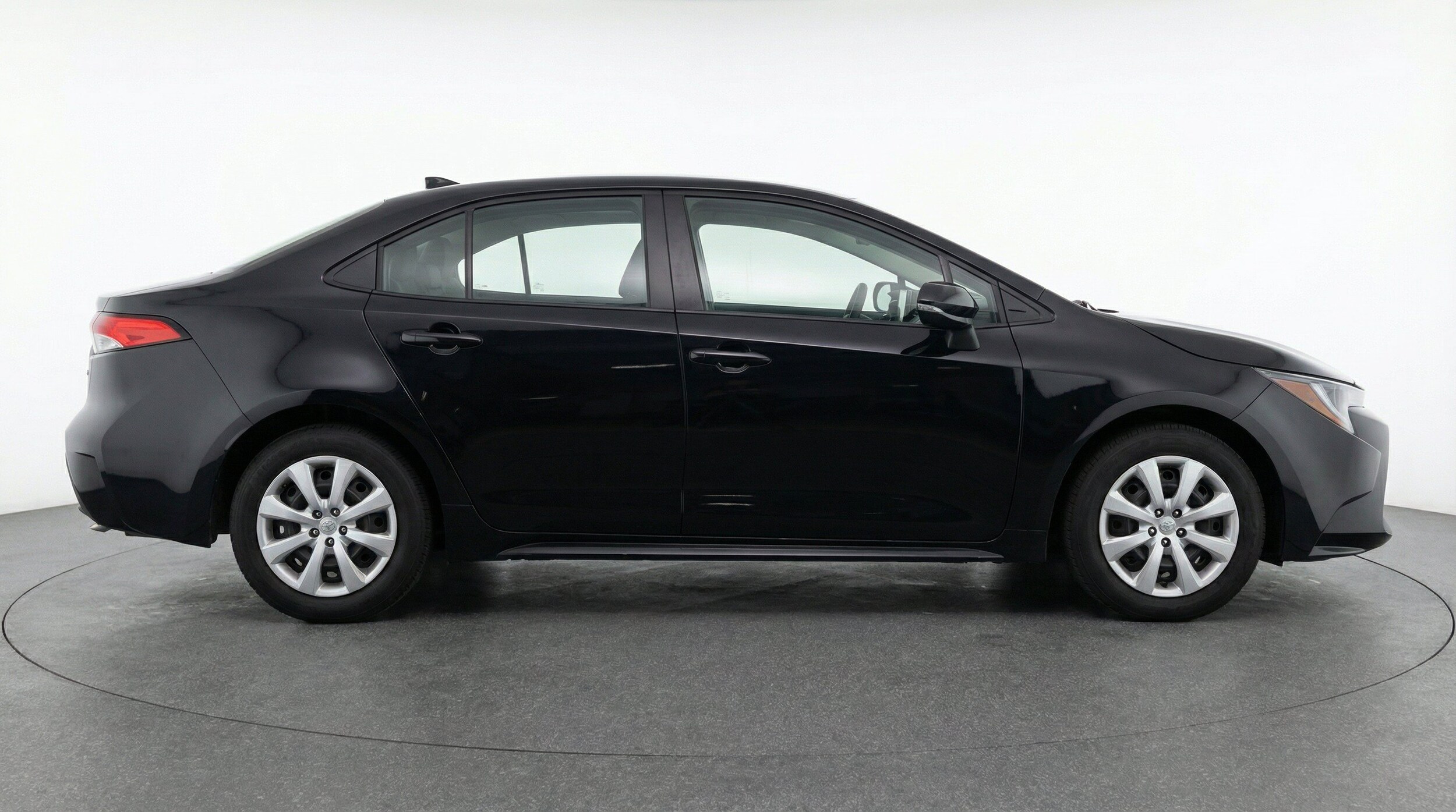 Thumbnail: 2025 Toyota Corolla - 11