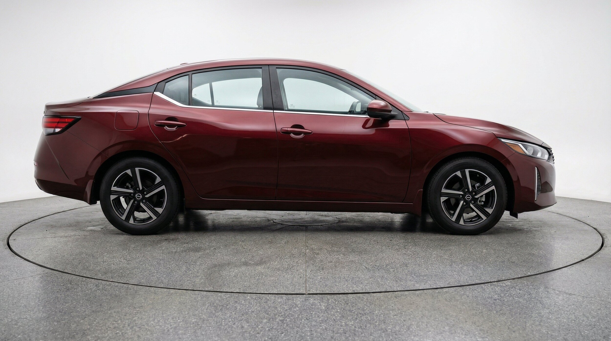 Thumbnail: 2025 Nissan Sentra - 11