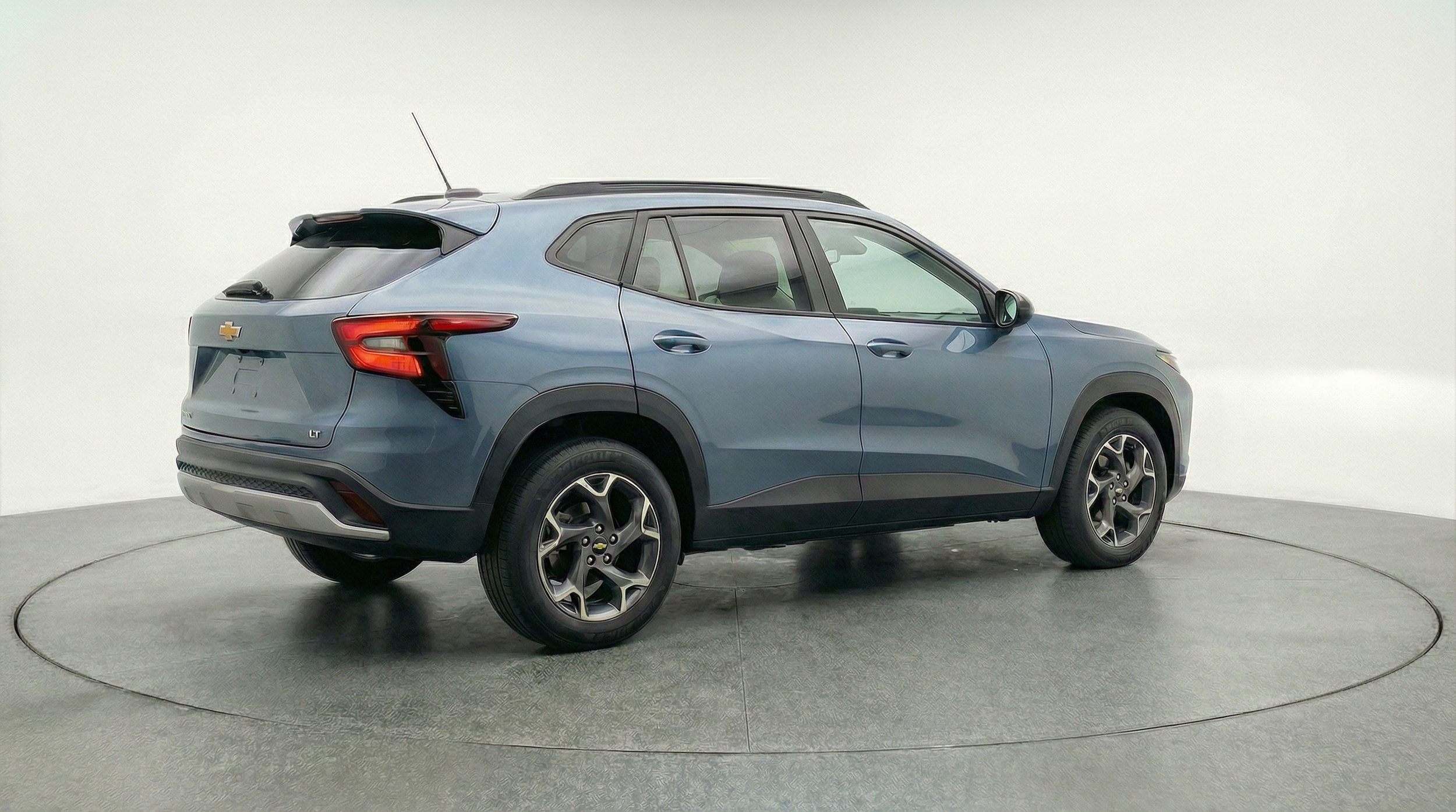 Thumbnail: 2025 Chevrolet Trax - 7