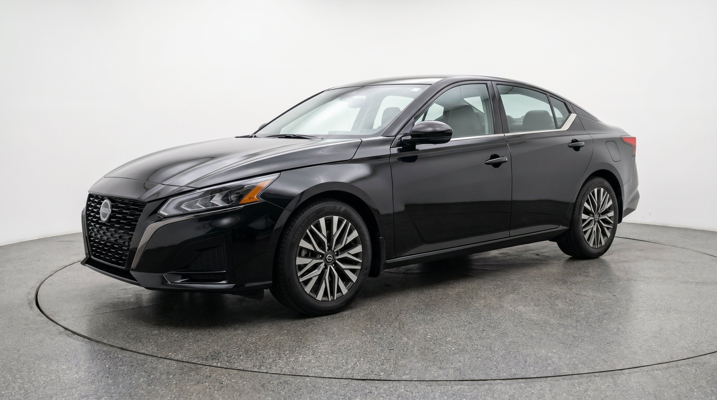 Thumbnail: 2025 Nissan Altima - 3