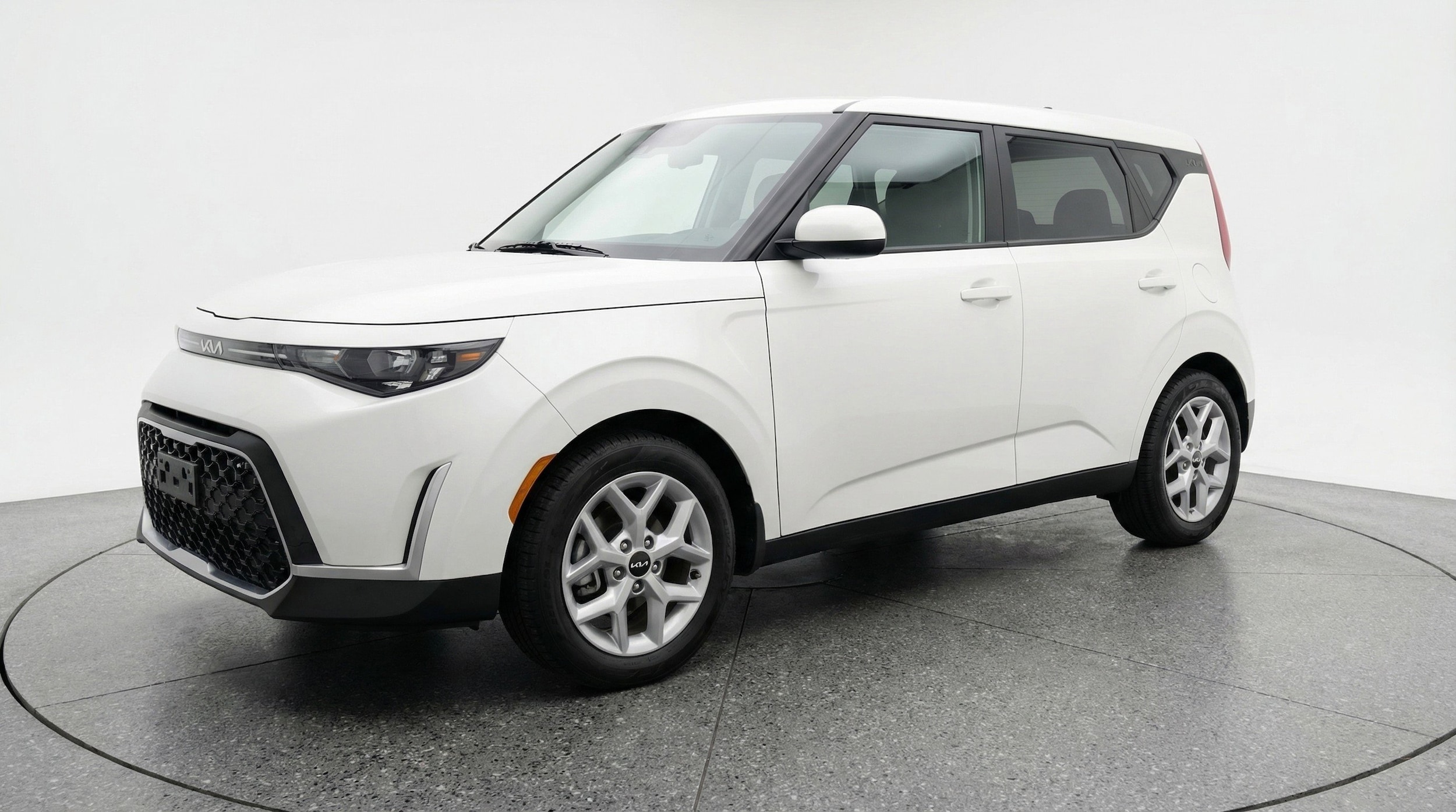 Thumbnail: 2025 Kia Soul - 3