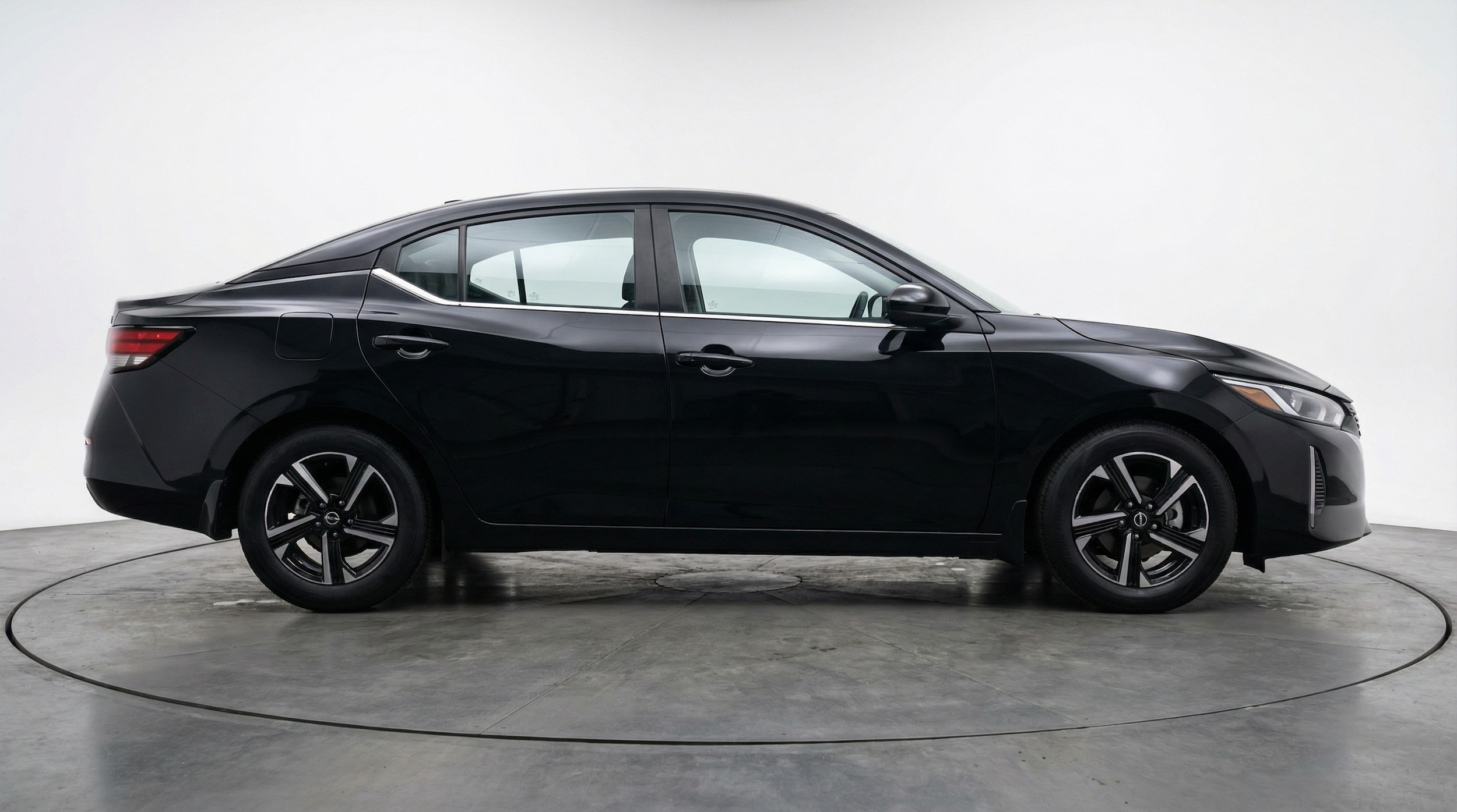 Thumbnail: 2025 Nissan Sentra - 8