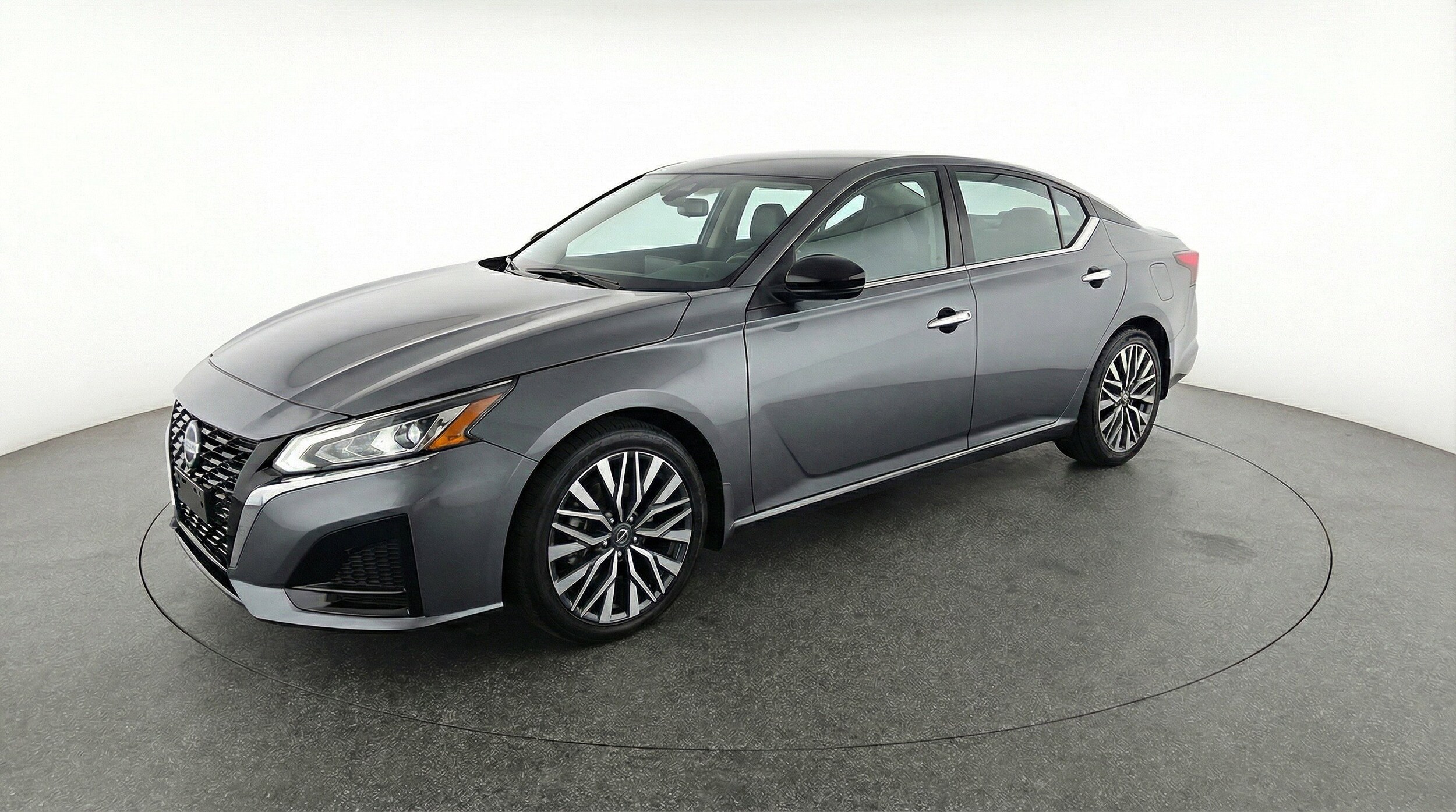 Thumbnail: 2025 Nissan Altima - 3