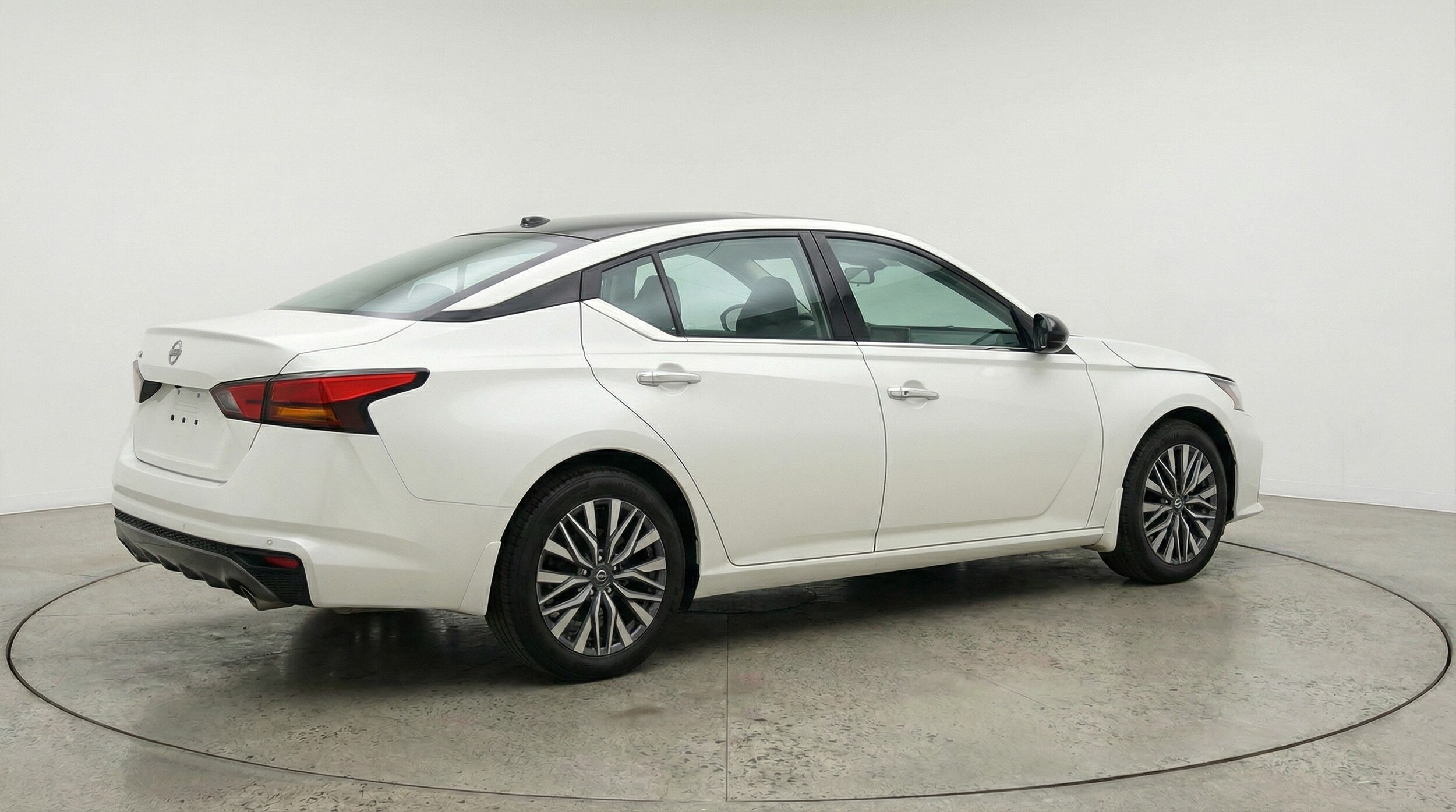 Thumbnail: 2025 Nissan Altima - 7