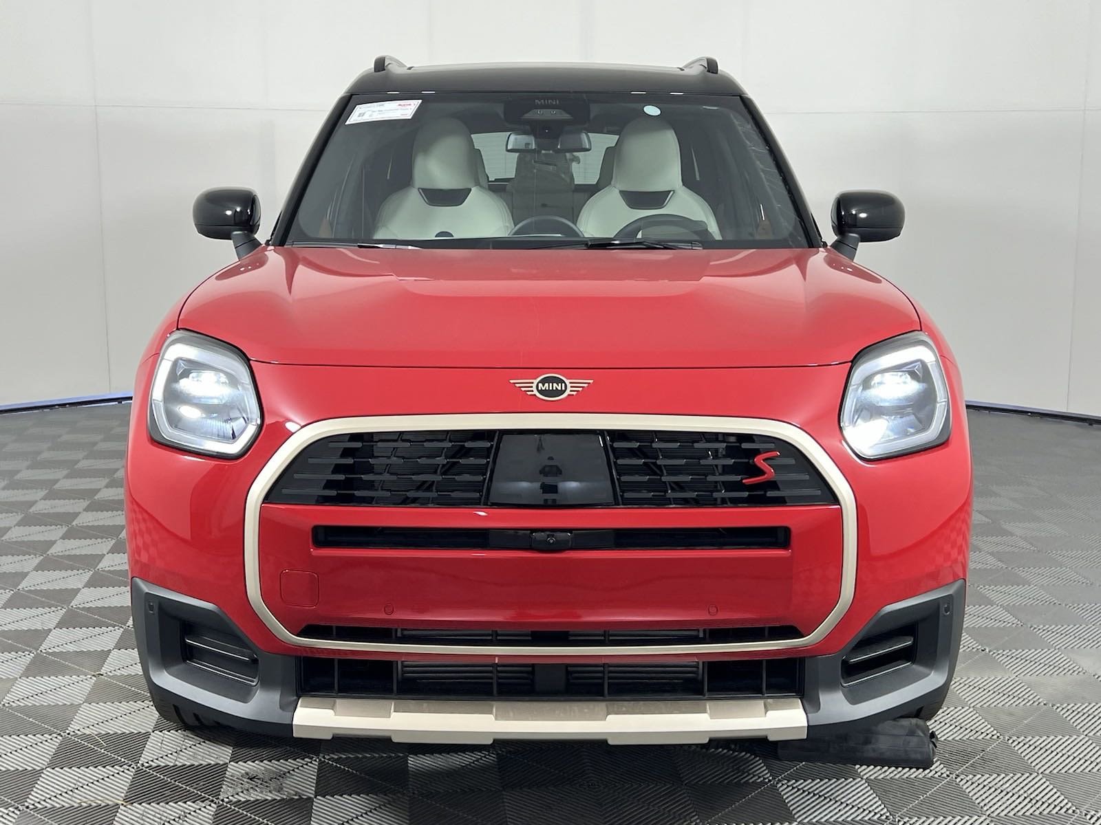 Used 2025 MINI Countryman S with VIN WMZ23GA08S7R41925 for sale in Houston, TX