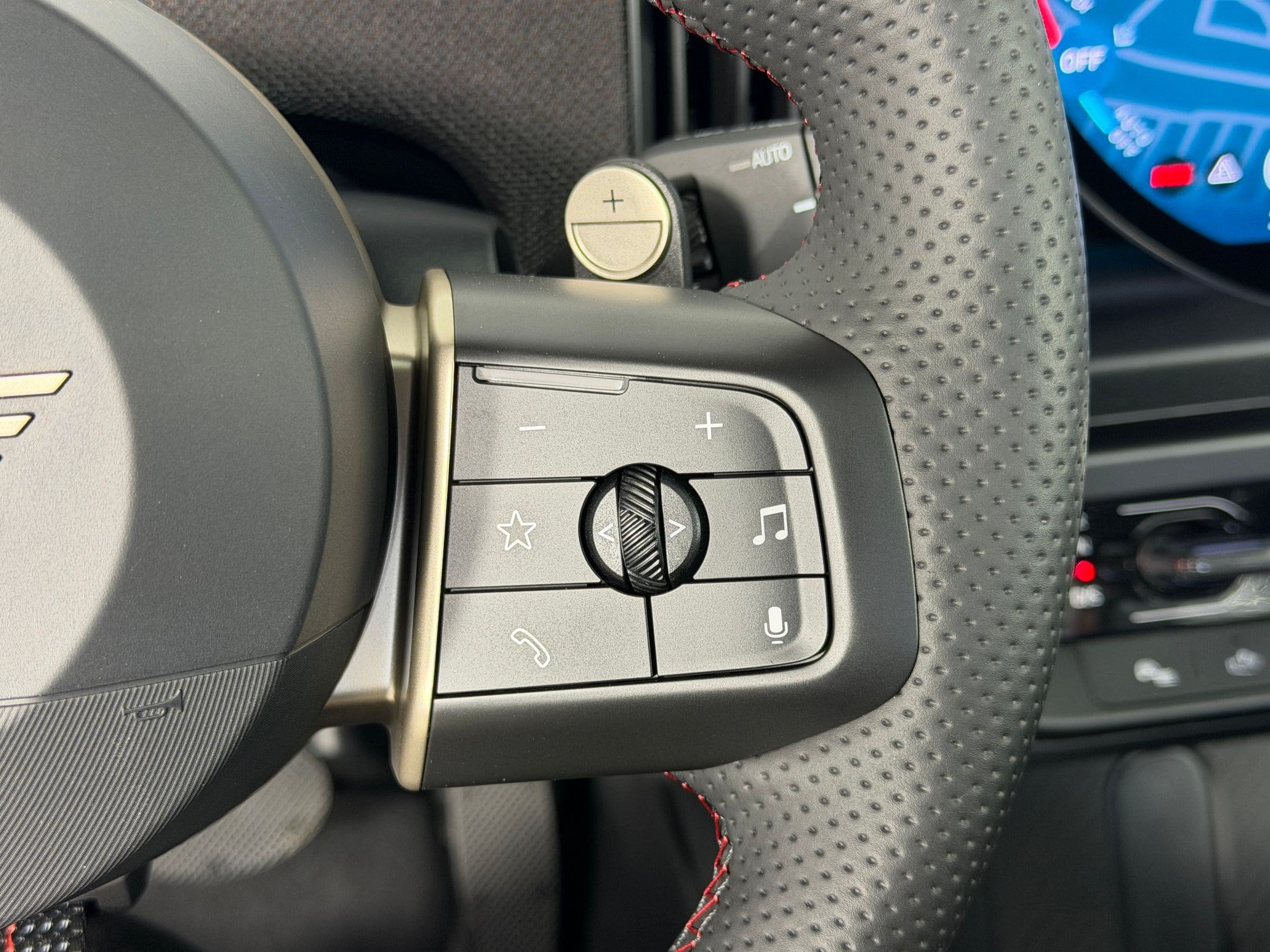 2026 MINI Hardtop 2 Door S - Photo 24