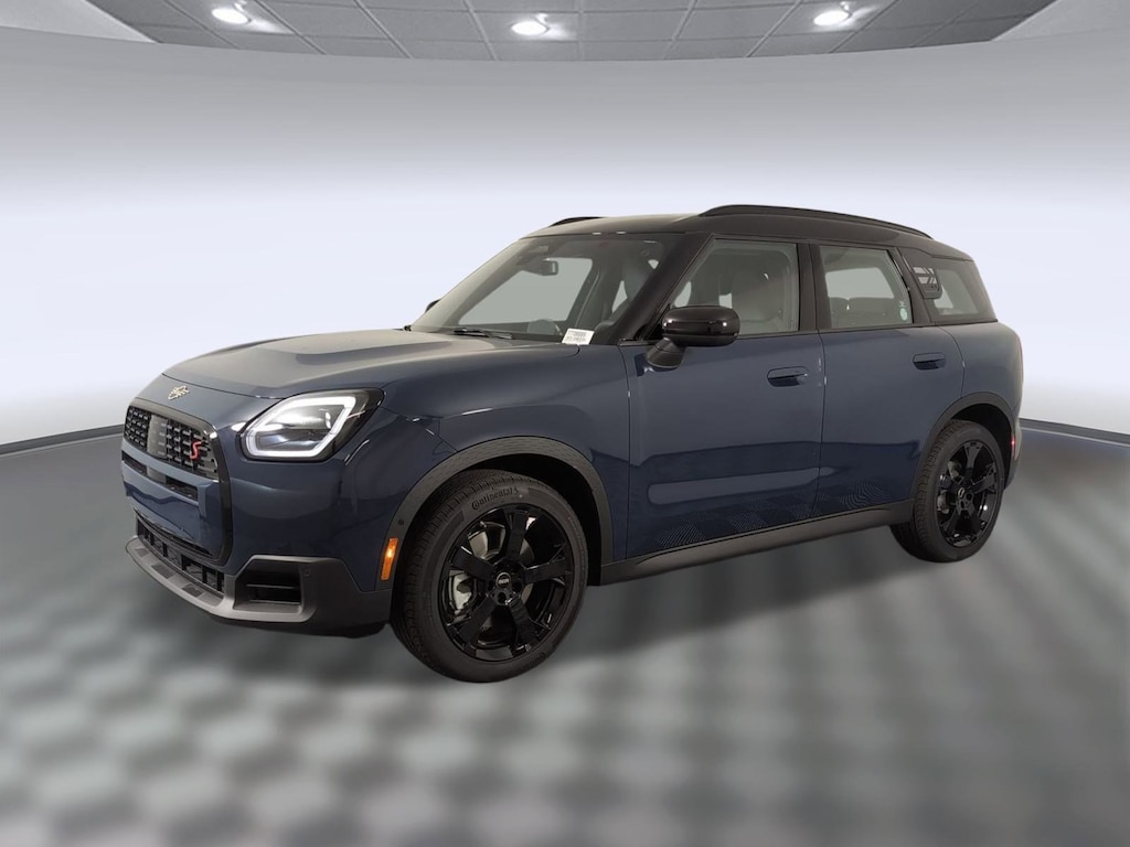 New 2026 MINI Countryman Signature Plus SUV